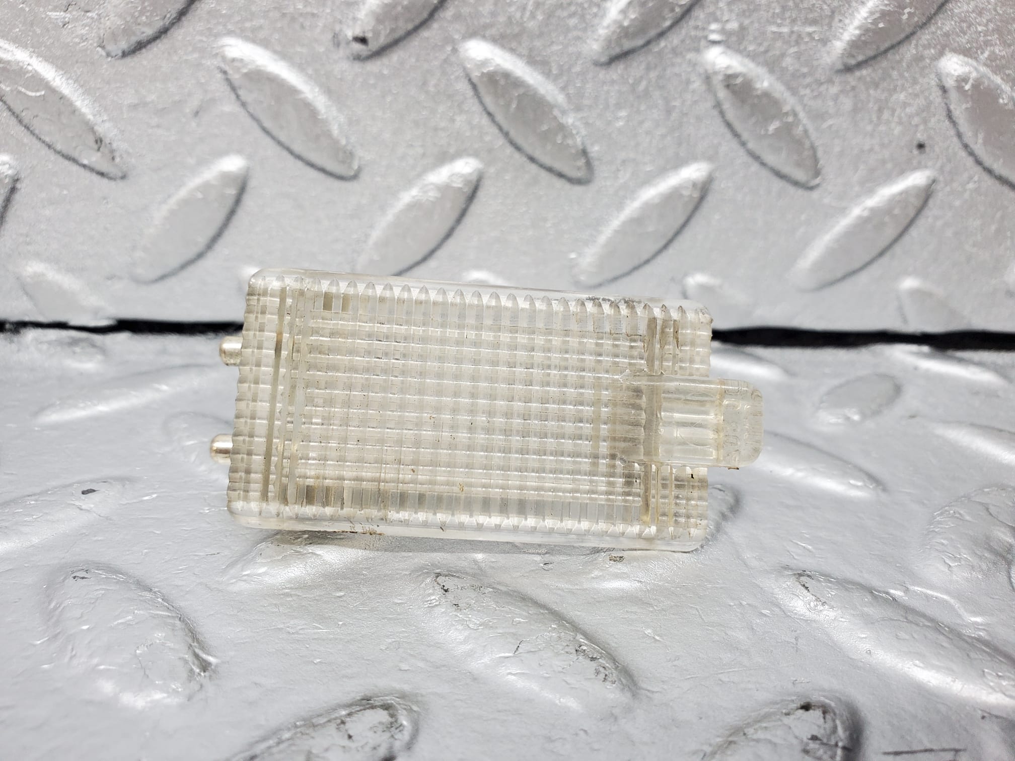 1020 Mercedes-Benz C123 230CE Glove Box Light