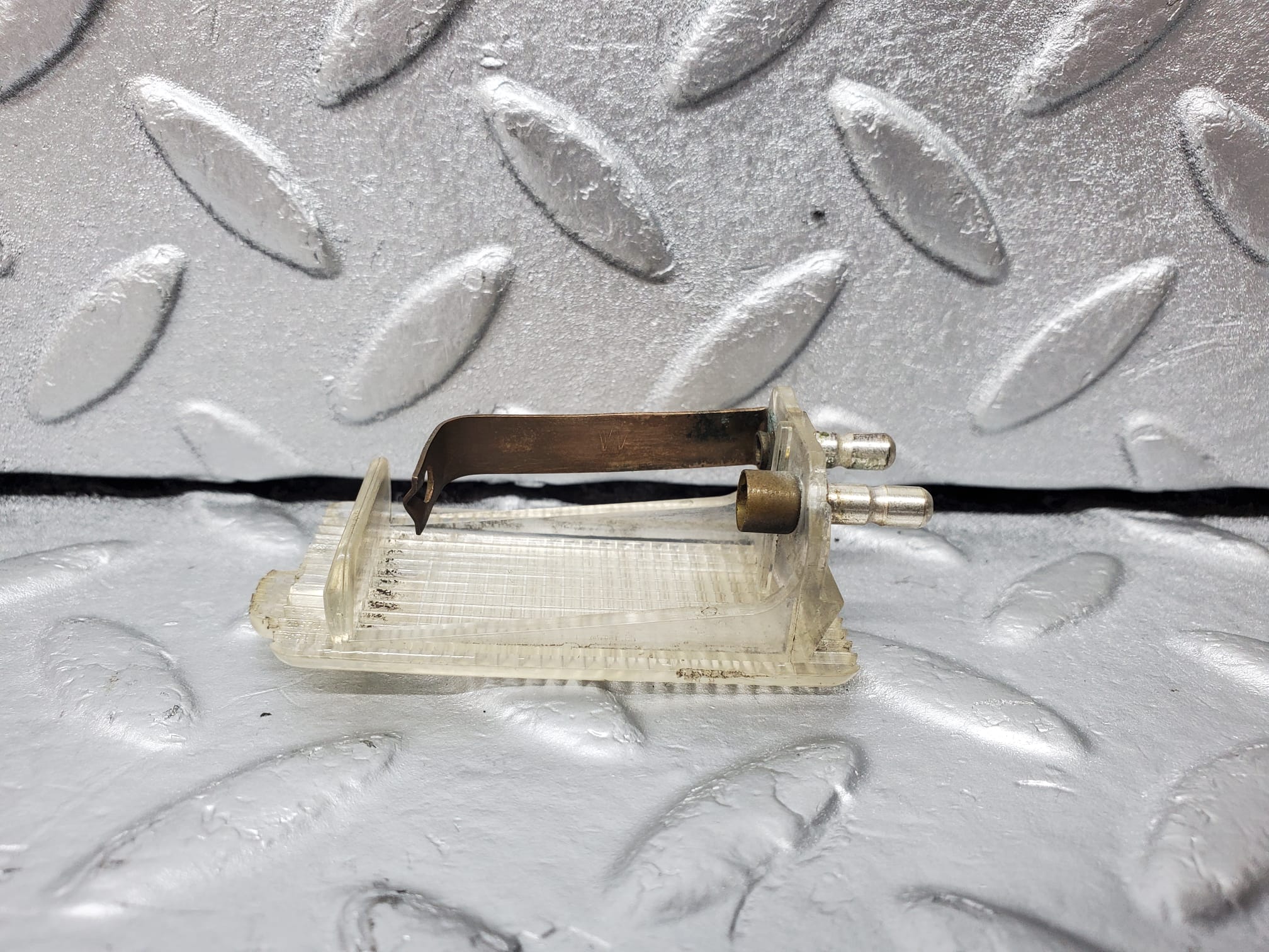 1020 Mercedes-Benz C123 230CE Glove Box Light