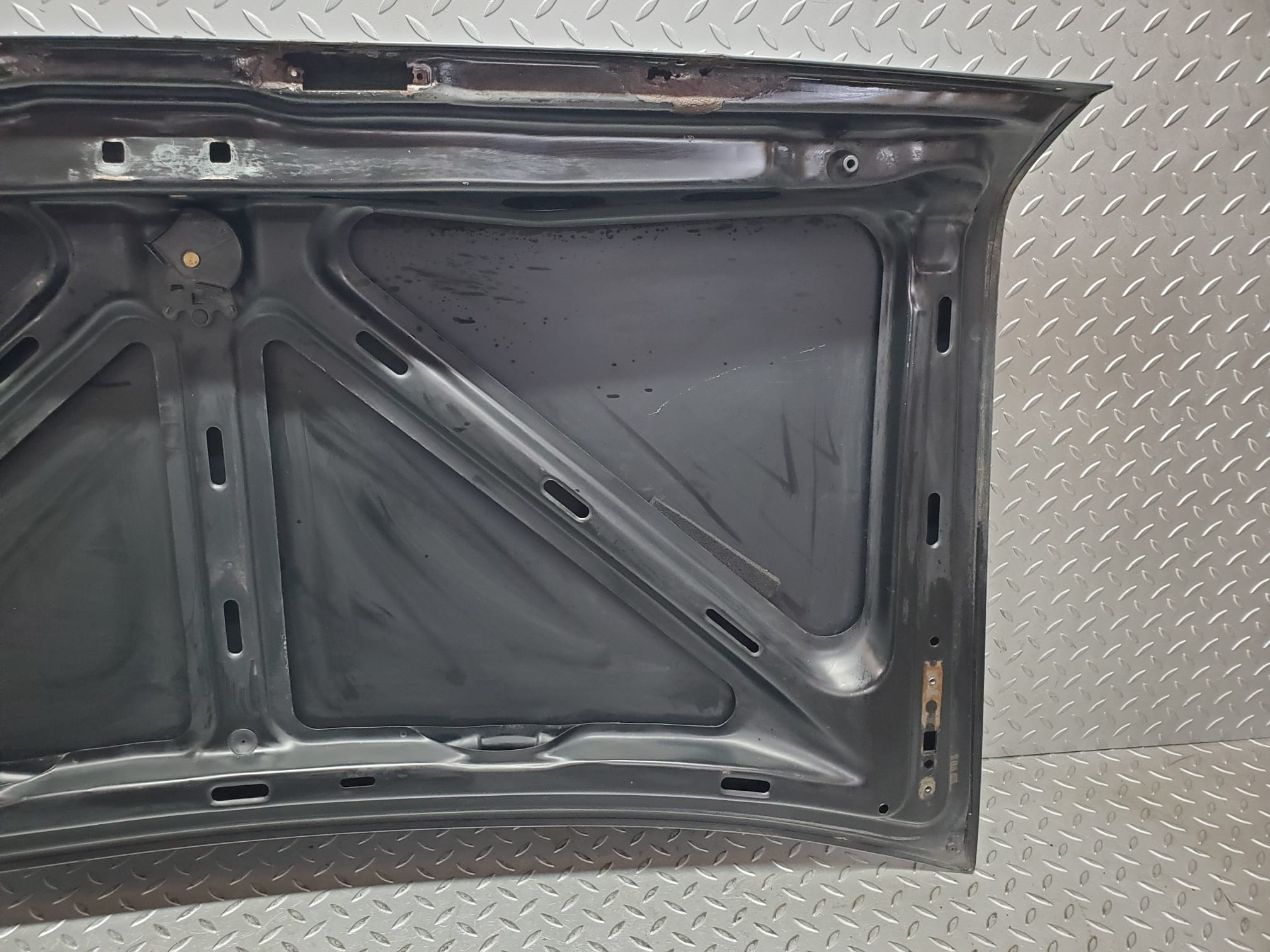 9623 Mercedes-Benz C123 280CE Coupe Boot Lid Trunk Door