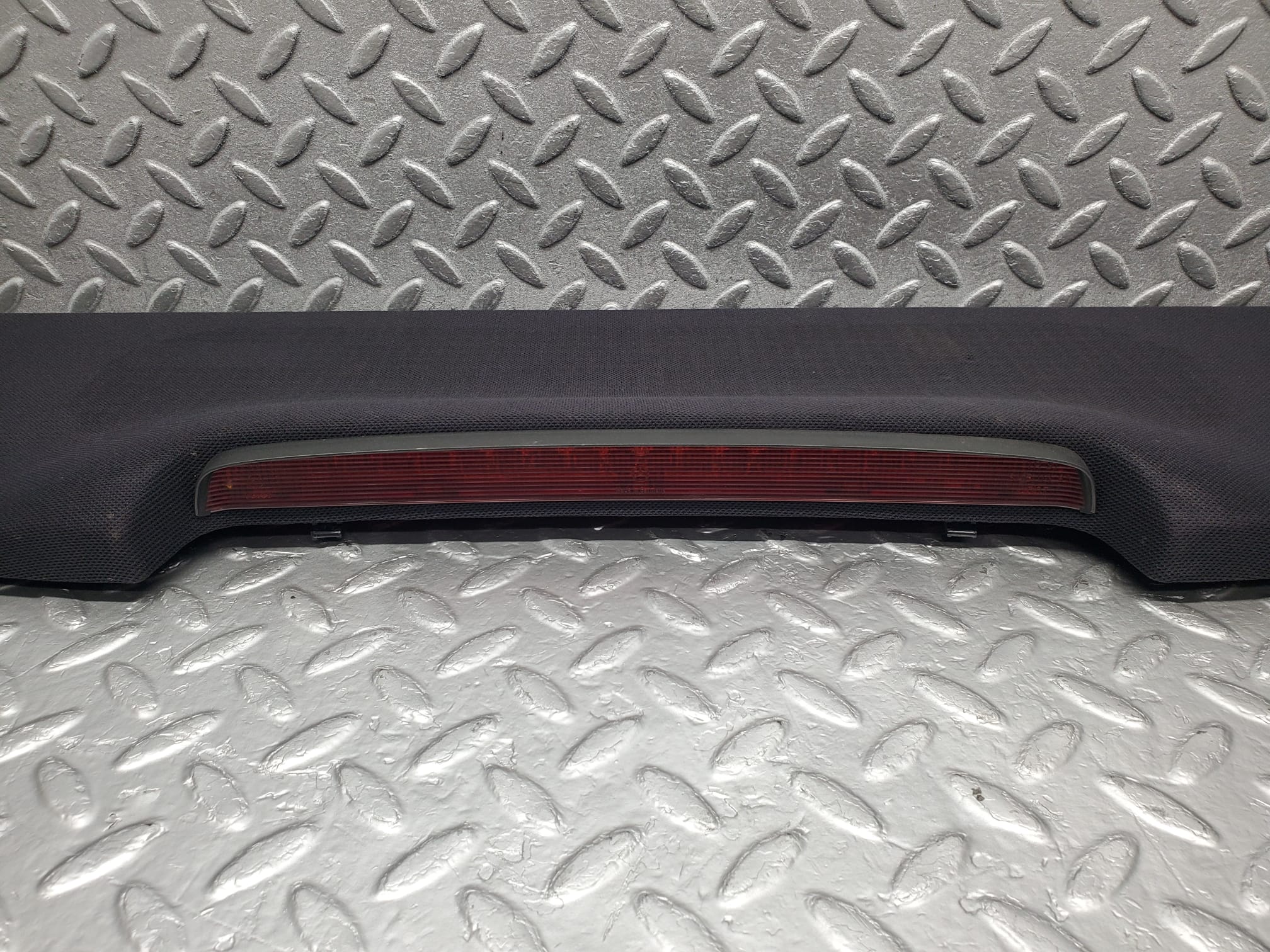 1633 Mercedes-Benz W220 S430 Rear Shelf Panel Additional Brake Light 2206900530