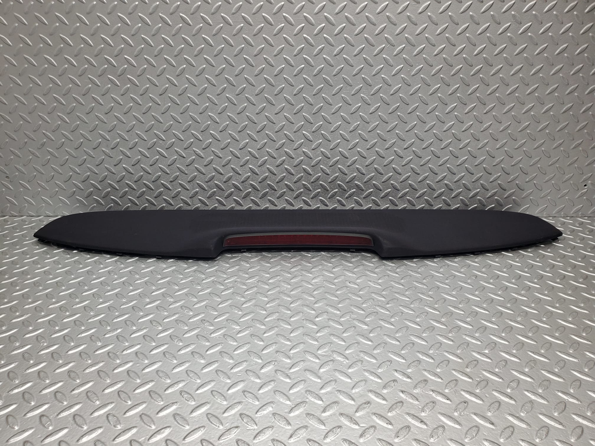 1633 Mercedes-Benz W220 S430 Rear Shelf Panel Additional Brake Light 2206900530