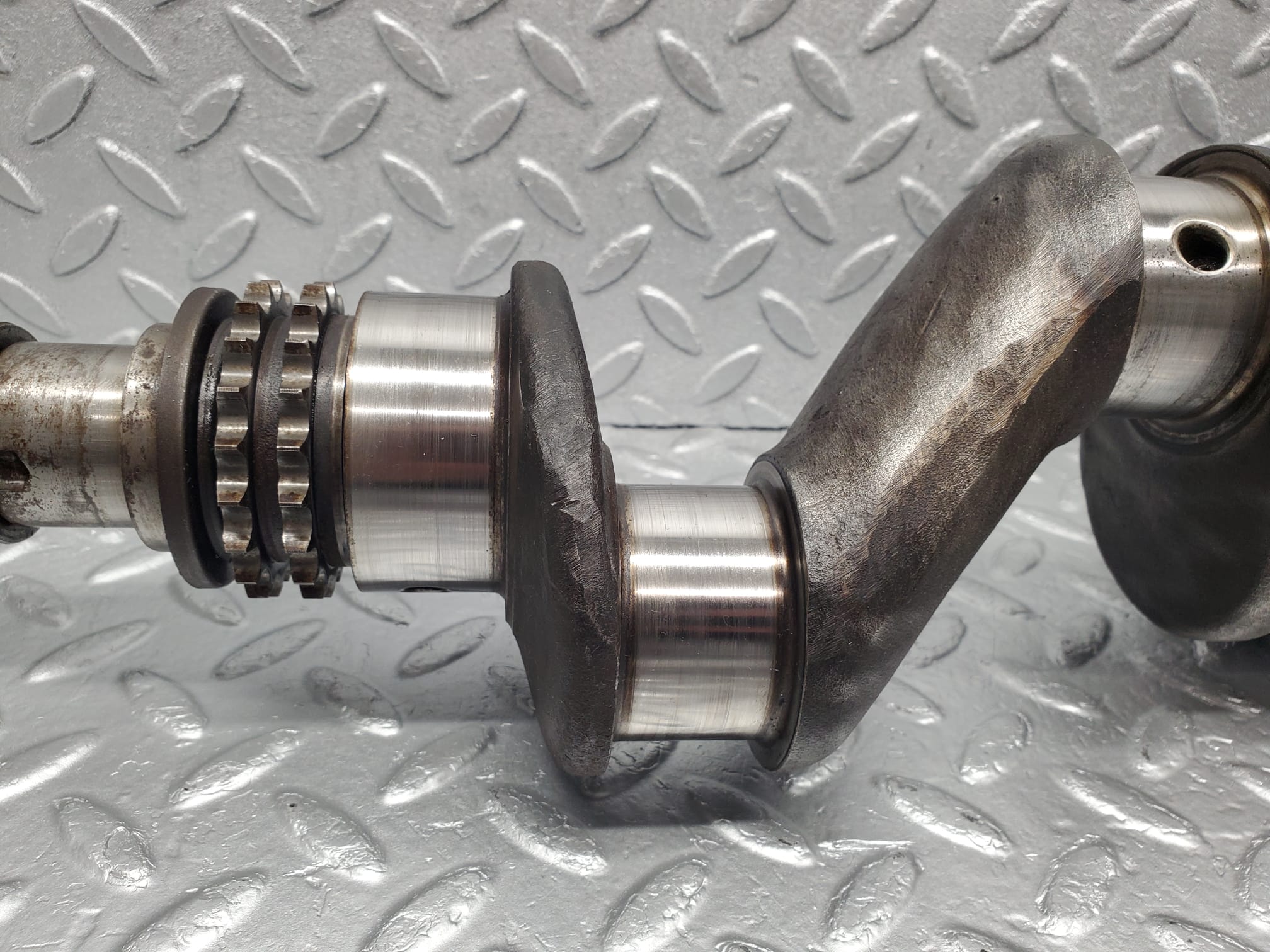 1769 Mercedes-Benz W105 219 PONTON Crankshaft 1800311401