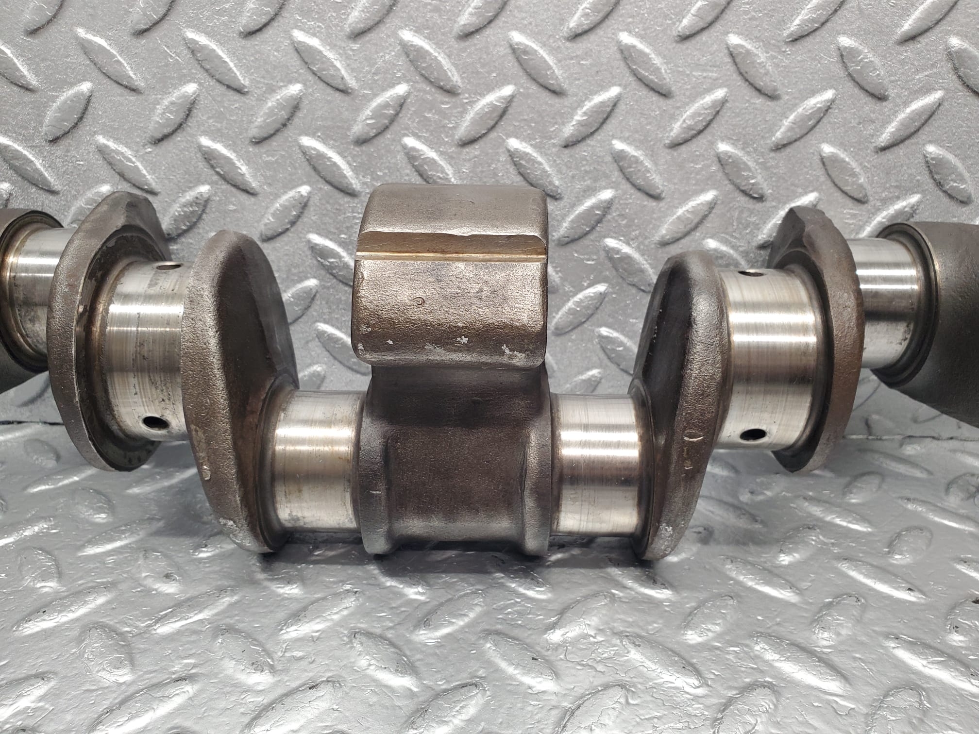 1769 Mercedes-Benz W105 219 PONTON Crankshaft 1800311401