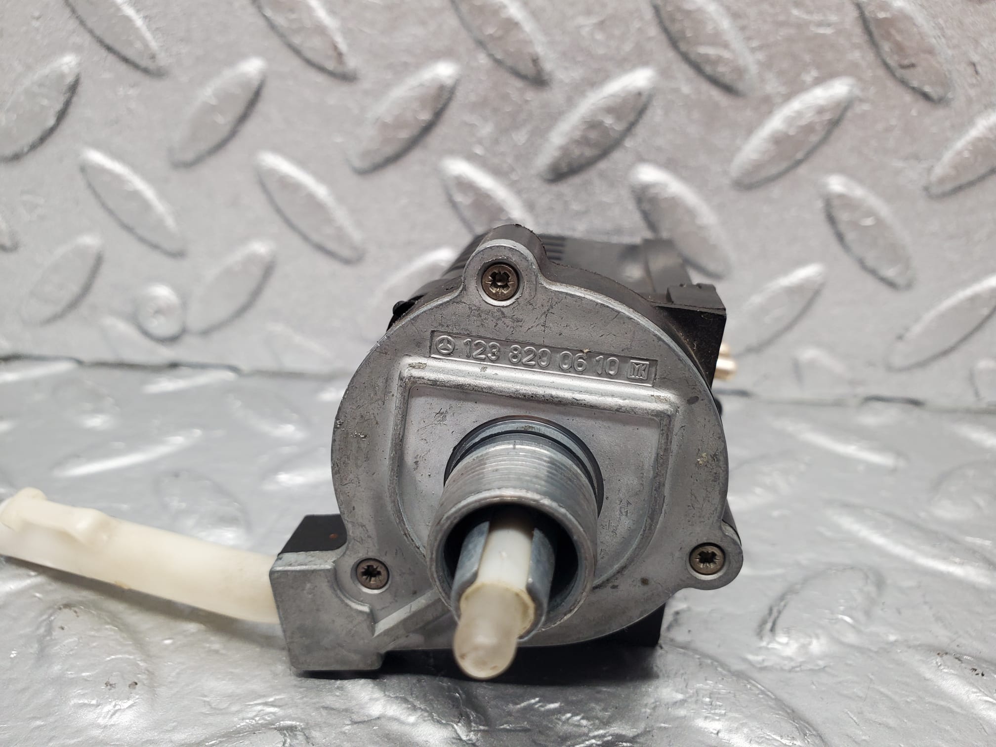 1423 Mercedes-Benz V123 240D LWB Heater Control Switch 1238200610