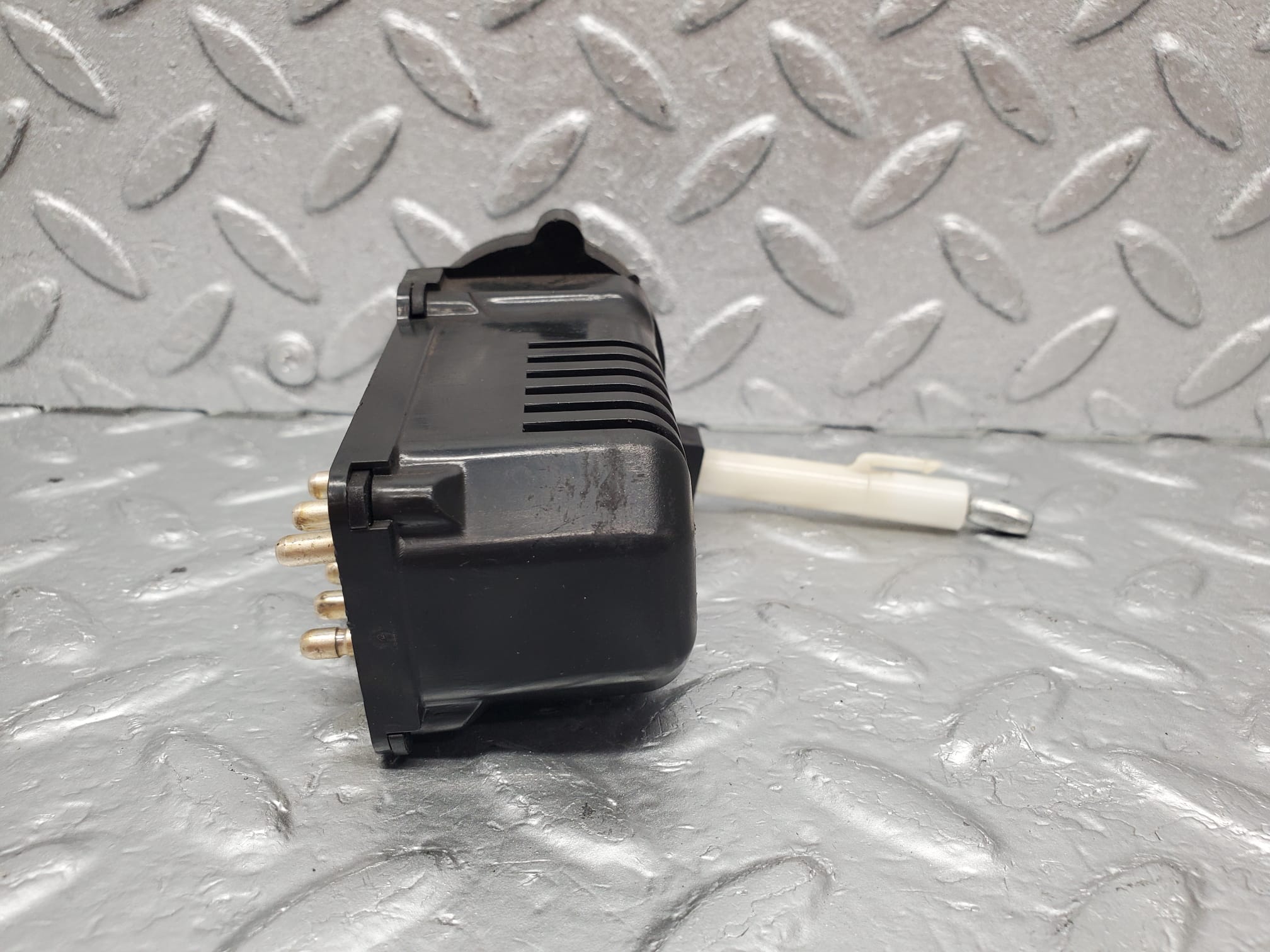 1423 Mercedes-Benz V123 240D LWB Heater Control Switch 1238200610