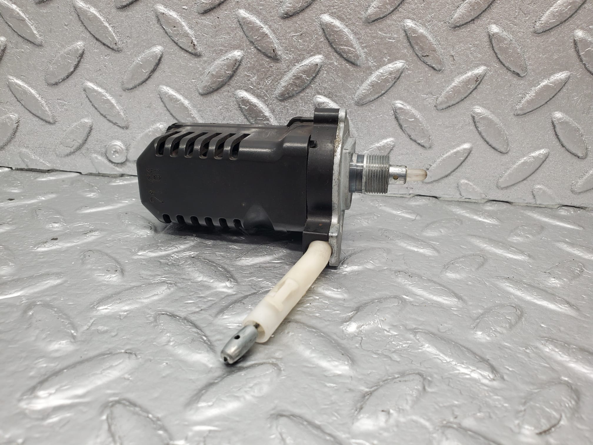 1423 Mercedes-Benz V123 240D LWB Heater Control Switch 1238200610