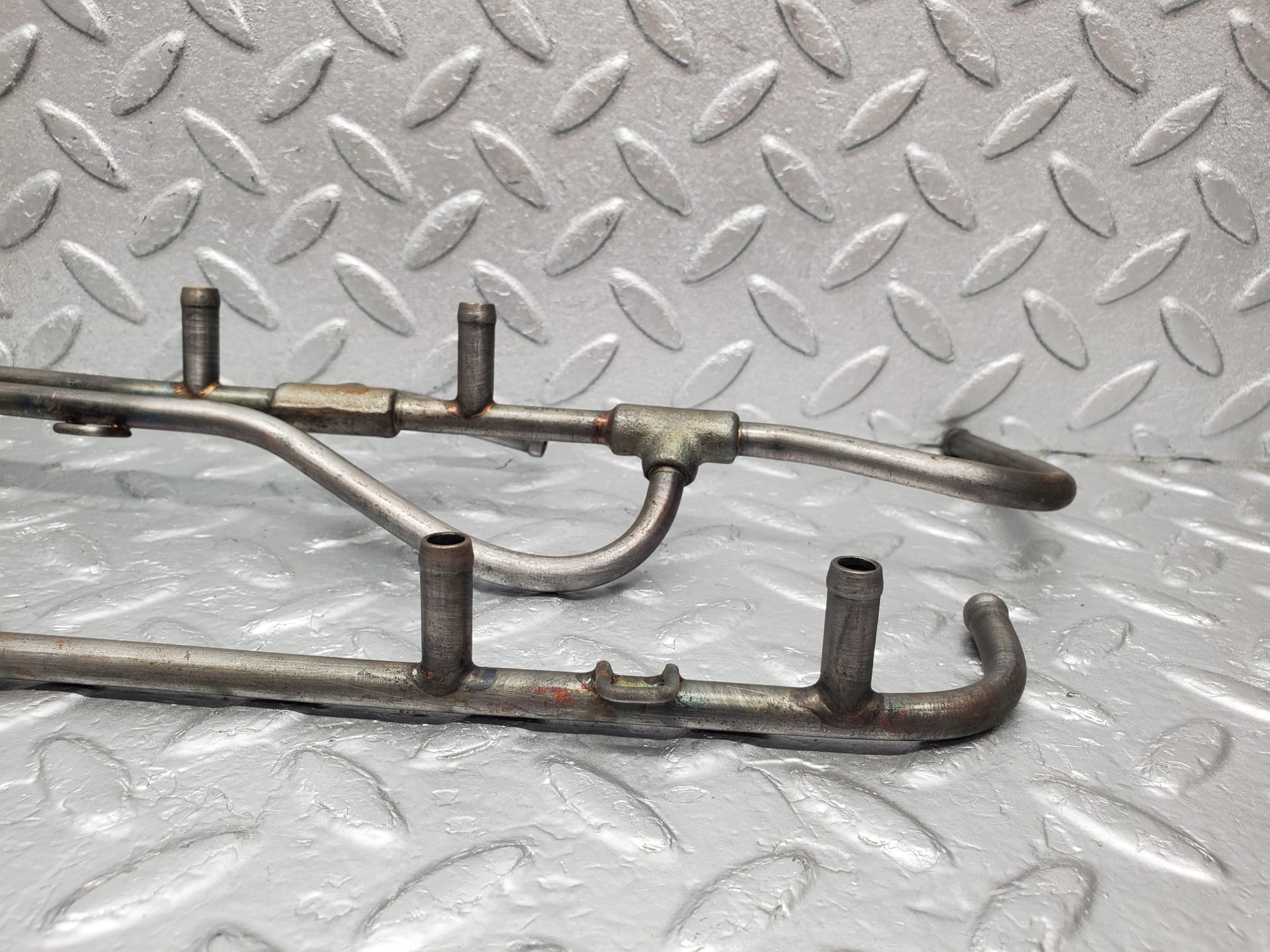 1442 Mercedes-Benz C107 350SLC Fuel Injection Pipe 1160700033