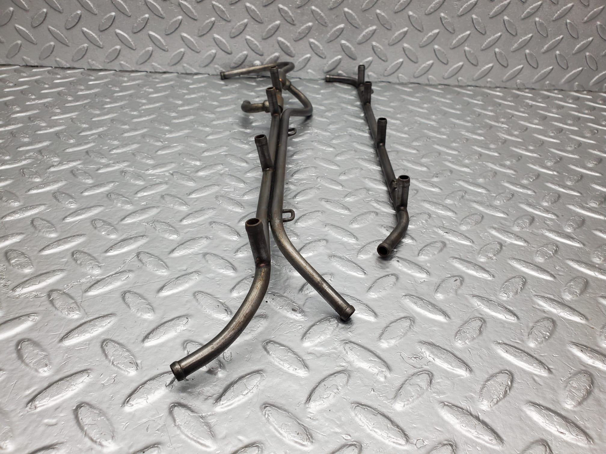 1442 Mercedes-Benz C107 350SLC Fuel Injection Pipe 1160700033