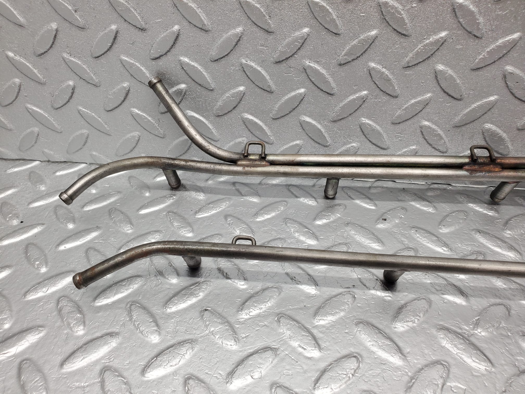 1442 Mercedes-Benz C107 350SLC Fuel Injection Pipe 1160700033