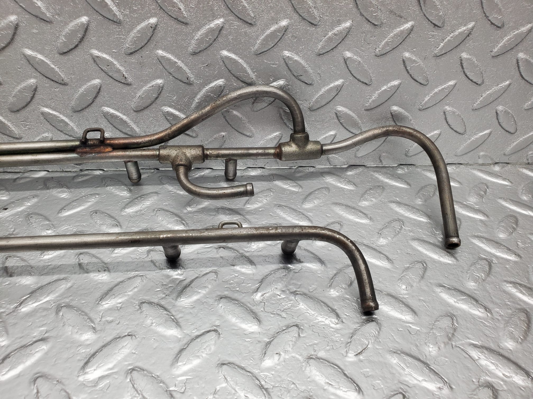 1442 Mercedes-Benz C107 350SLC Fuel Injection Pipe 1160700033