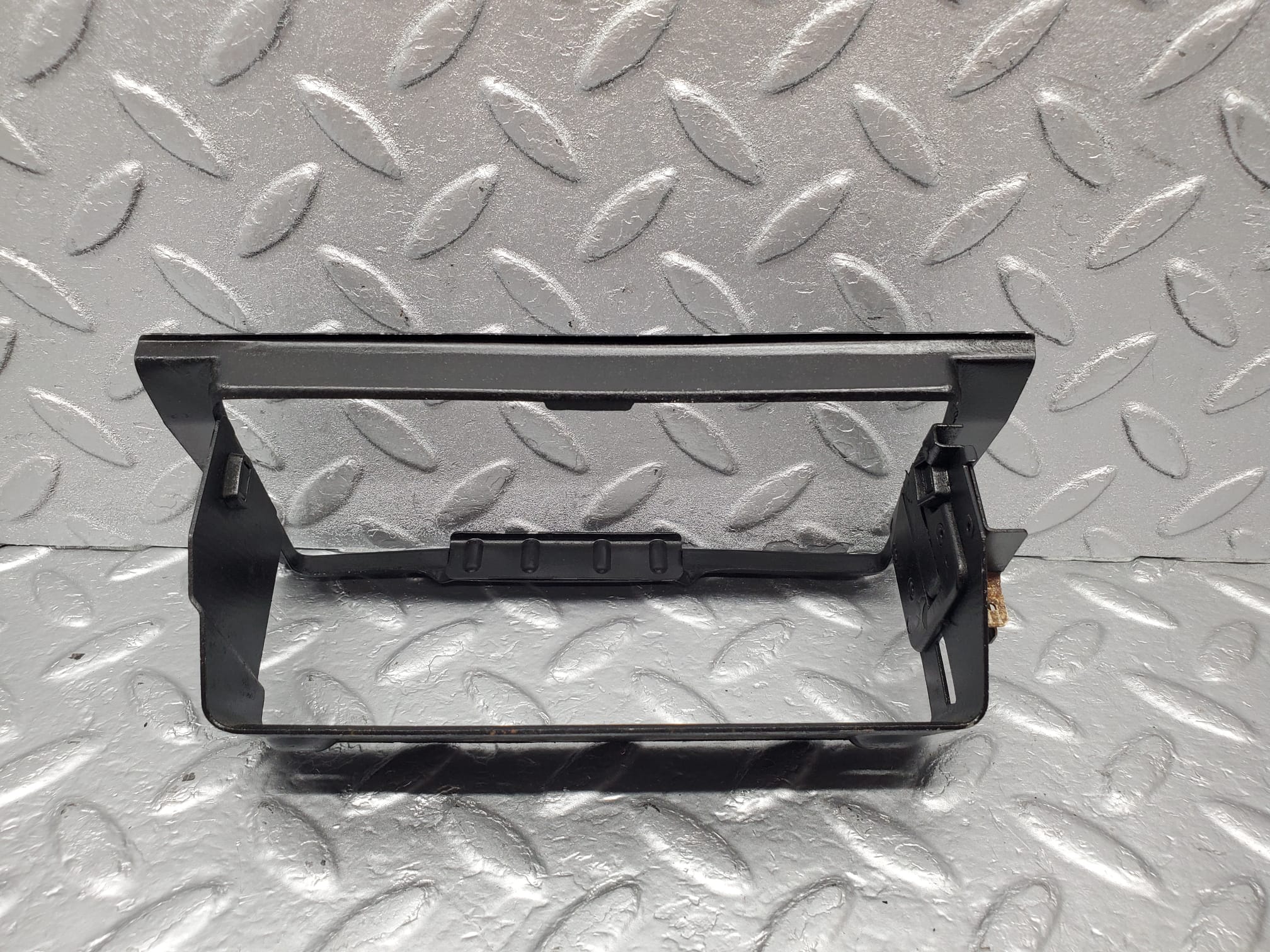 1448 Mercedes-Benz V123 240D LWB Ashtray Frame