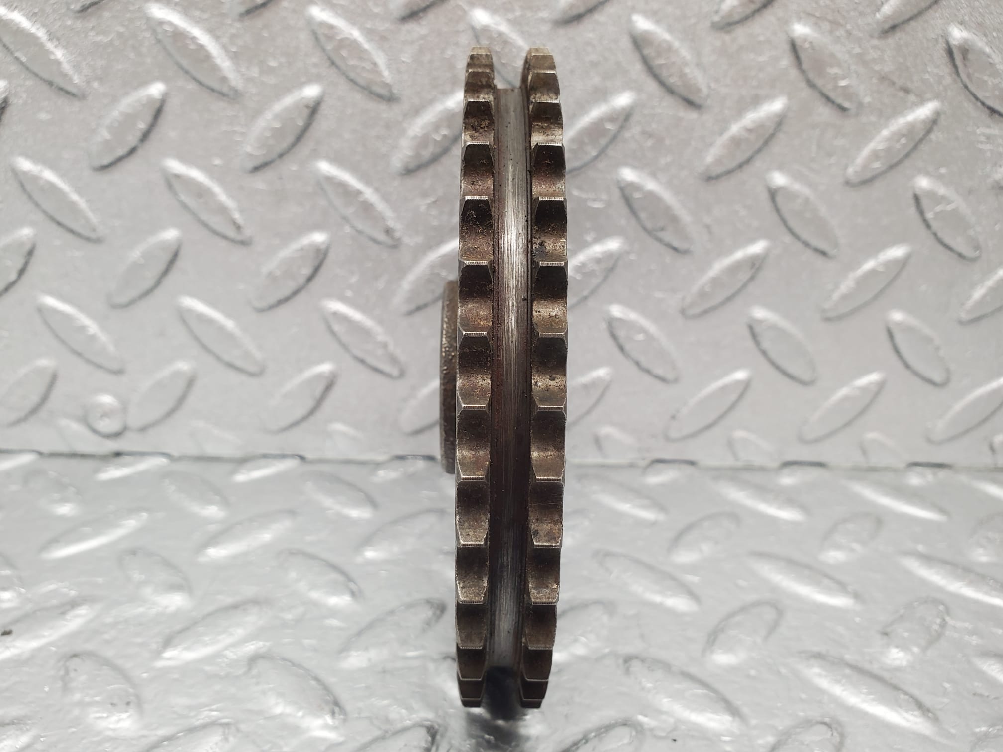 1462 Mercedes-Benz W120 Ponton Camshaft Timing Gear 1210520201