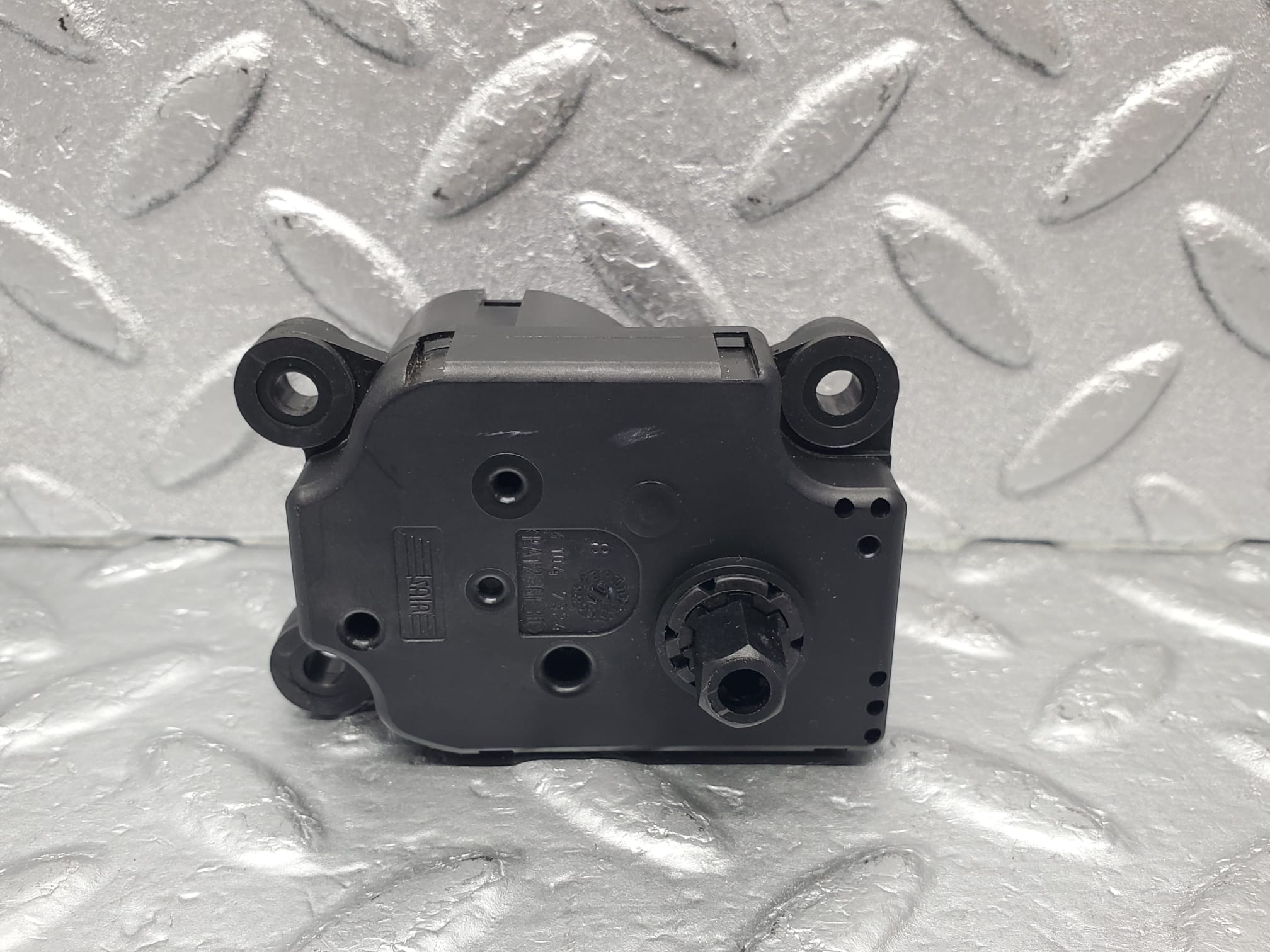 1541 Mercedes-Benz W220 S430 Heater Flap Actuator BEHR 38236