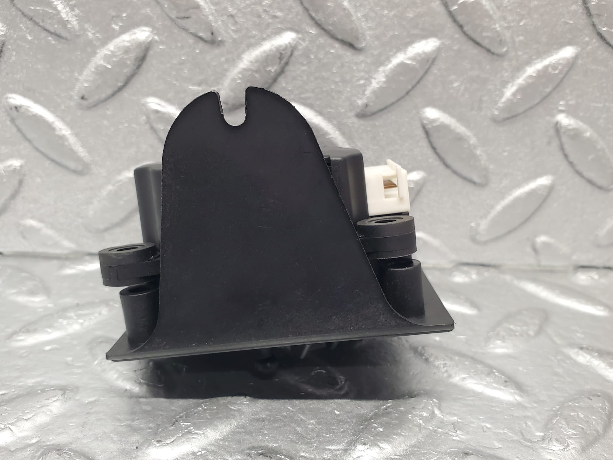 1543 Mercedes-Benz W220 S430 Heater Flap Actuator BEHR 38236