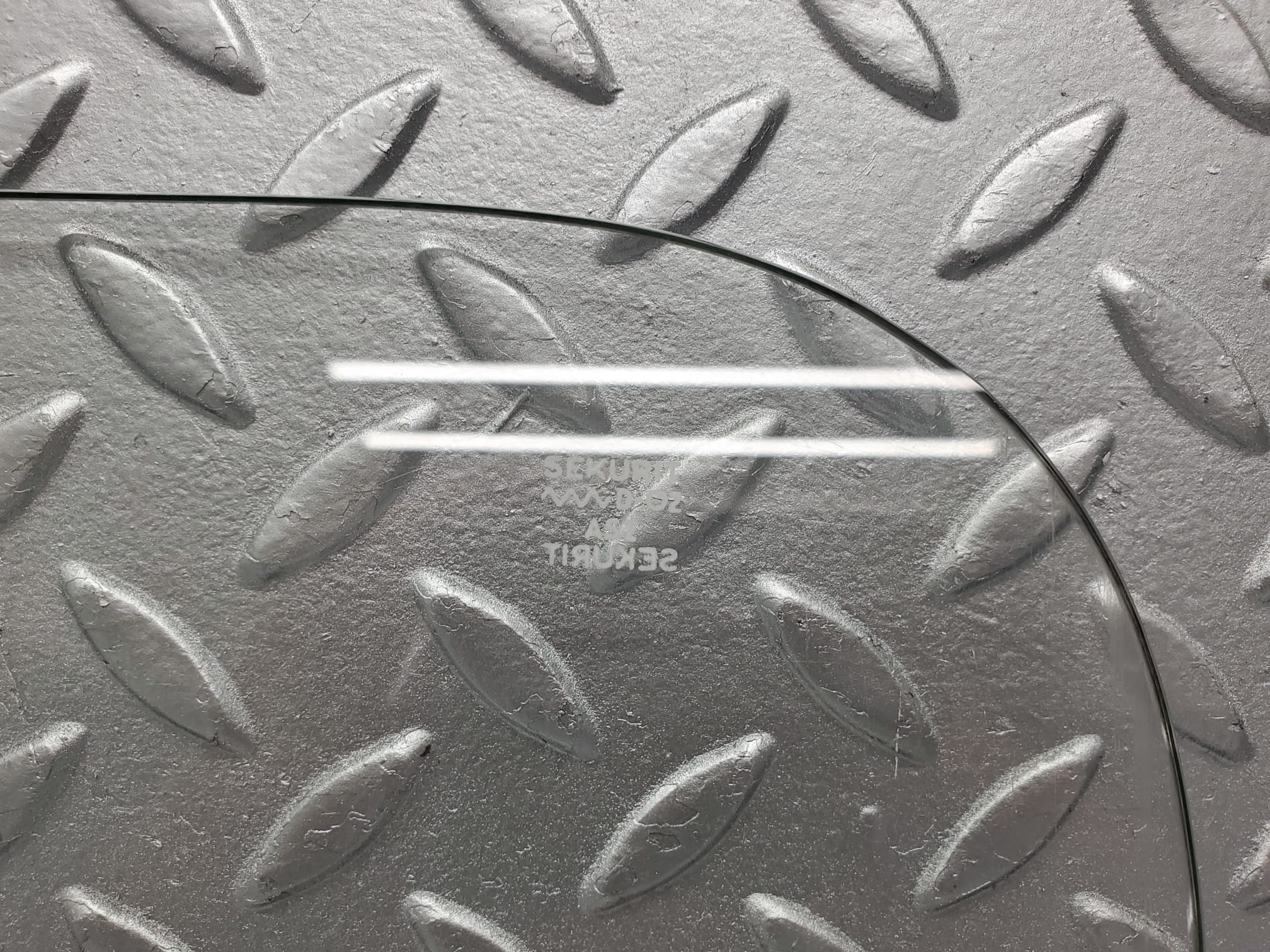 1810 Mercedes-Benz W120 Ponton Front Right Door Window Glass