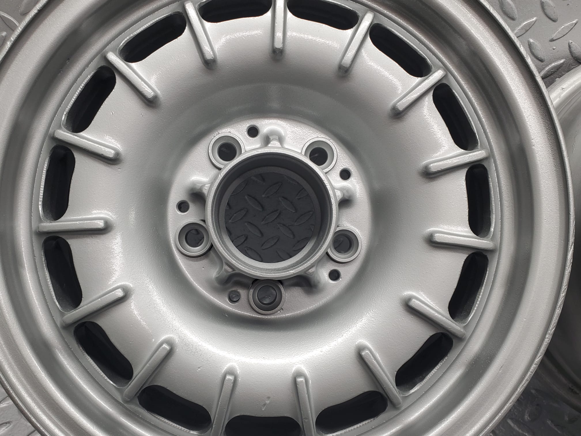 12120 Mercedes-Benz Alloy Wheel Set Mexican Hat 6Jx14H2 ET30 1084000902