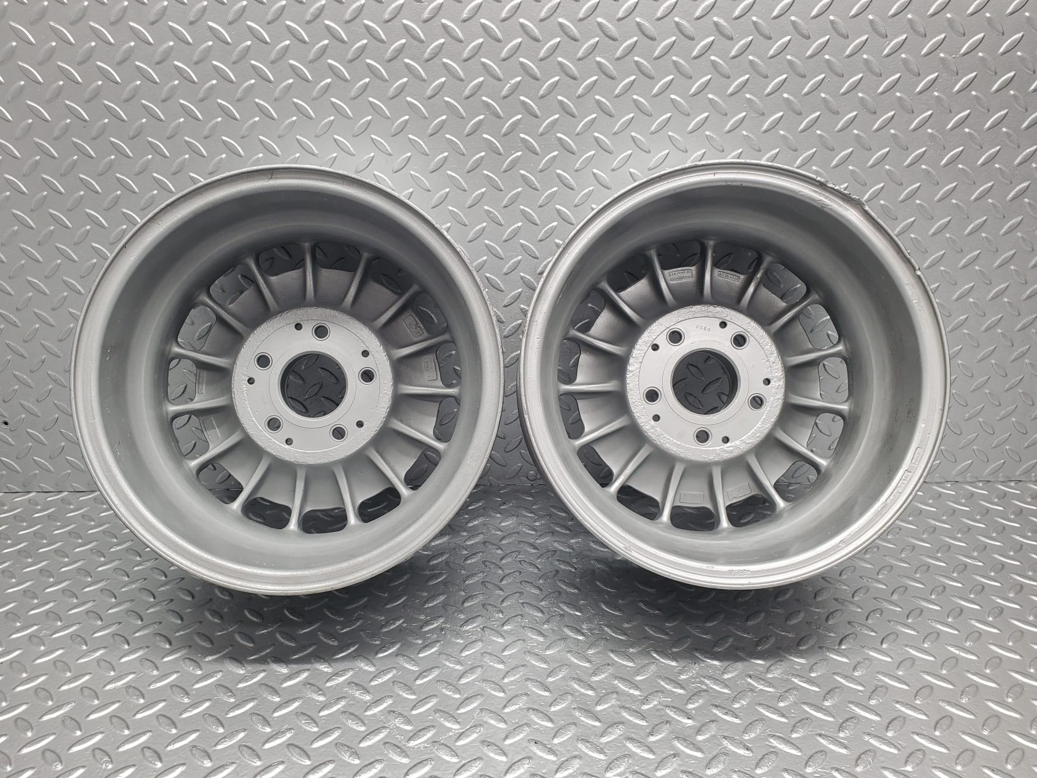 12120 Mercedes-Benz Alloy Wheel Set Mexican Hat 6Jx14H2 ET30 1084000902