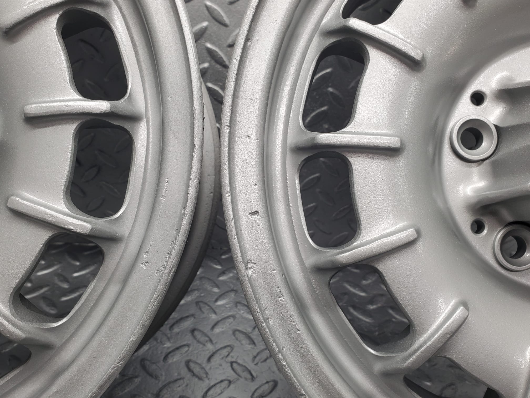 12120 Mercedes-Benz Alloy Wheel Set Mexican Hat 6Jx14H2 ET30 1084000902