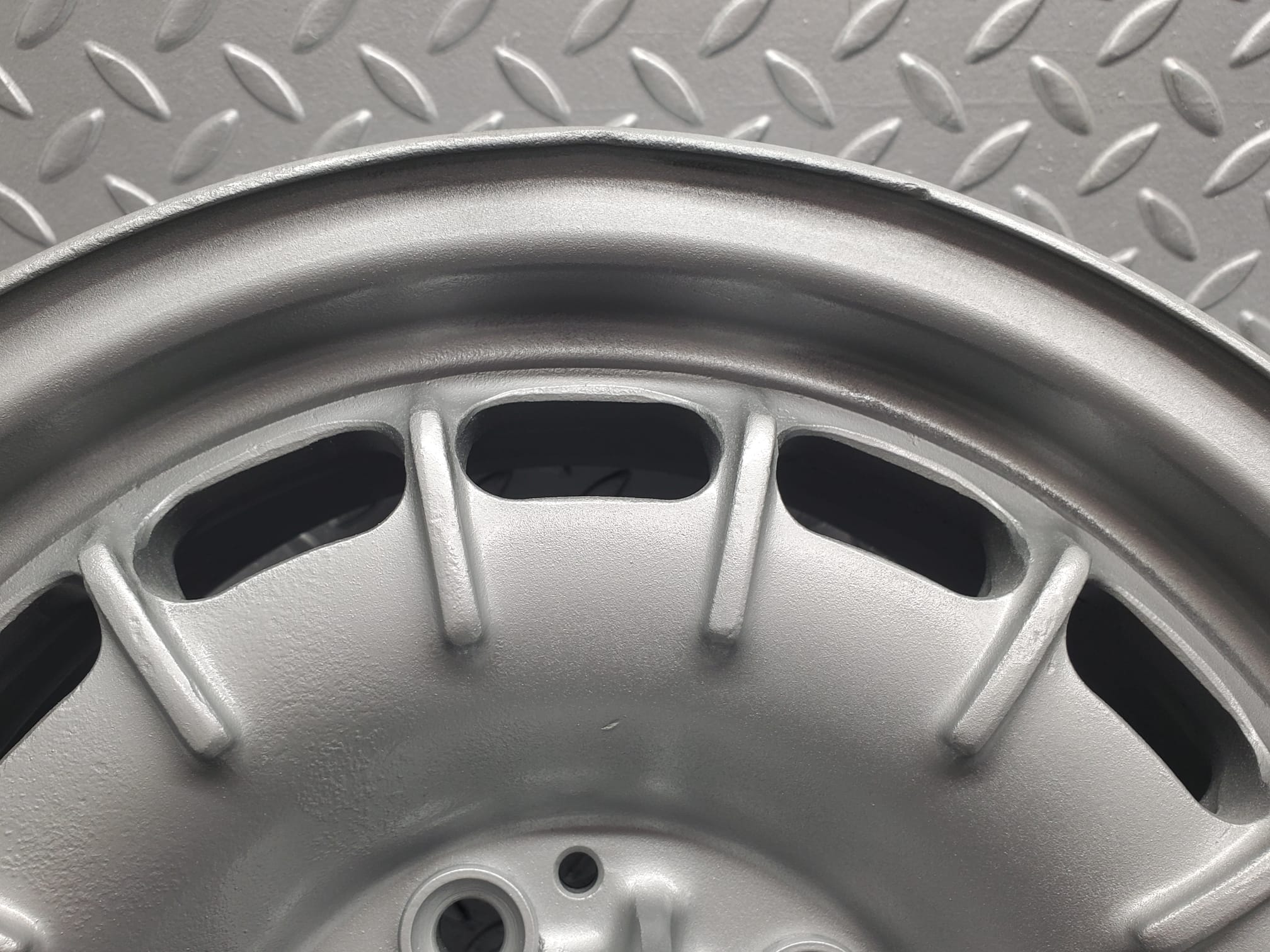 12120 Mercedes-Benz Alloy Wheel Set Mexican Hat 6Jx14H2 ET30 1084000902