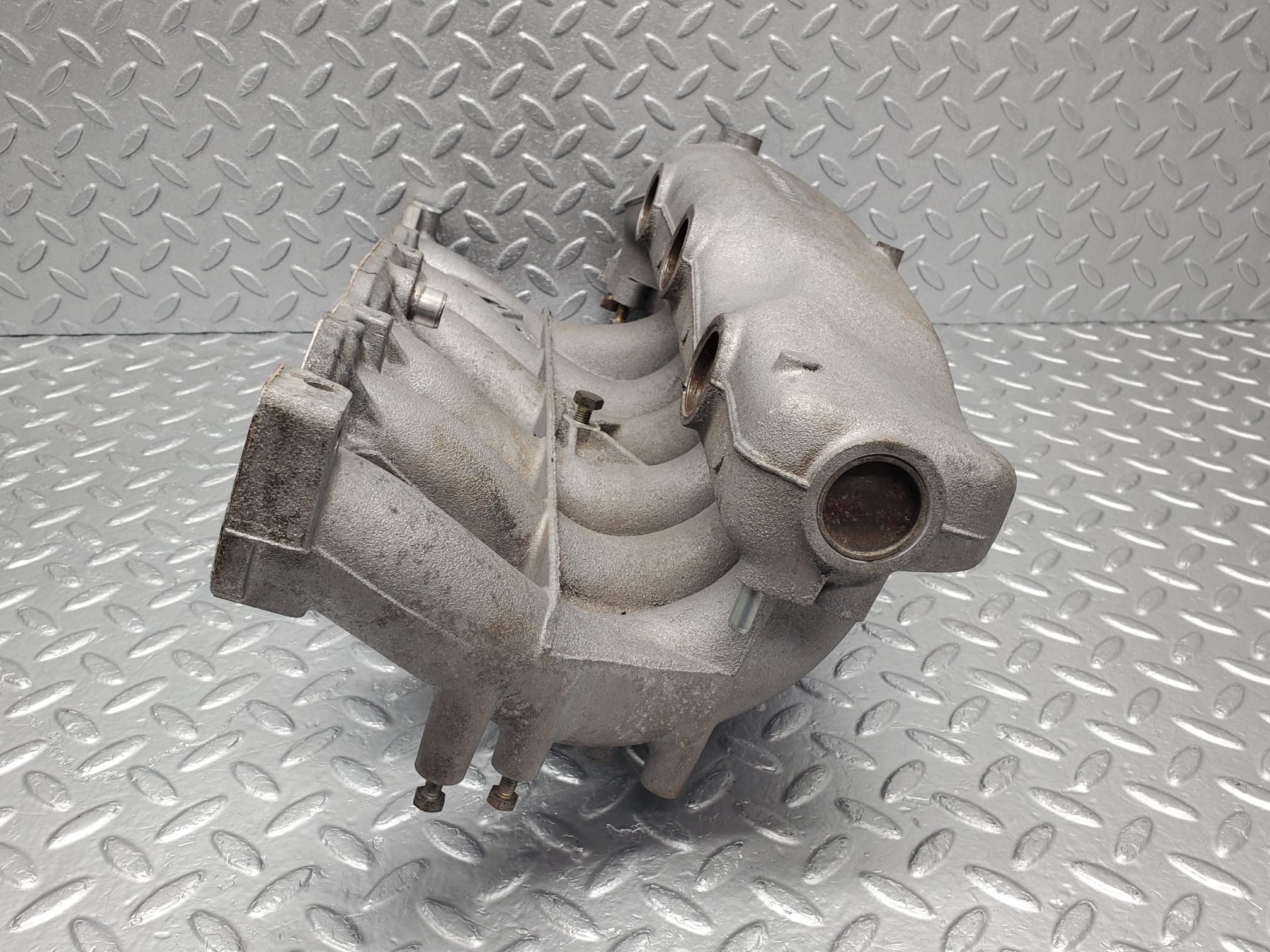 2417 Mercedes-Benz W123 280E Air Intake Manifold 1101412901