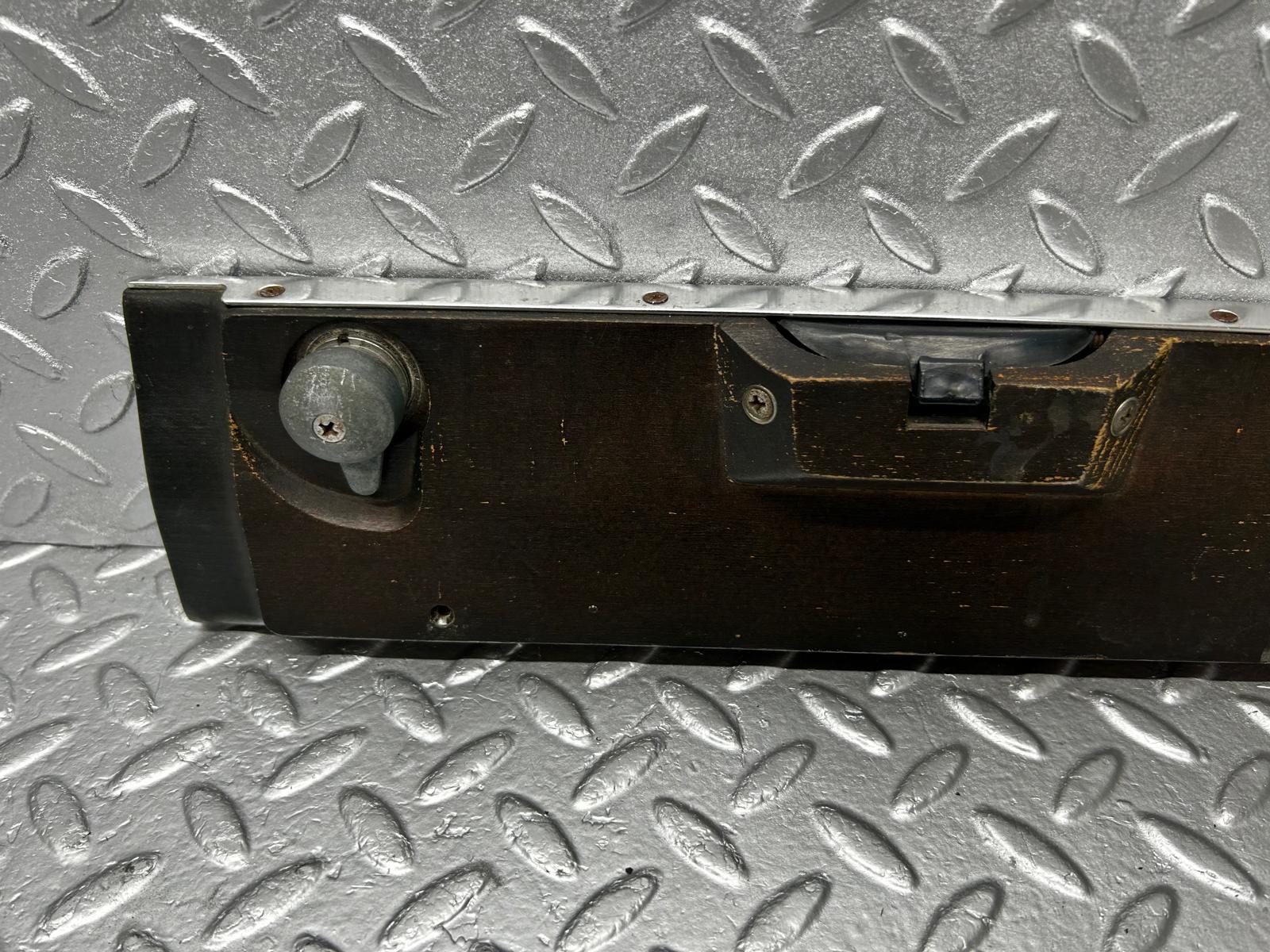 1149 Mercedes-Benz W108 280SE Glove Box Door No Key
