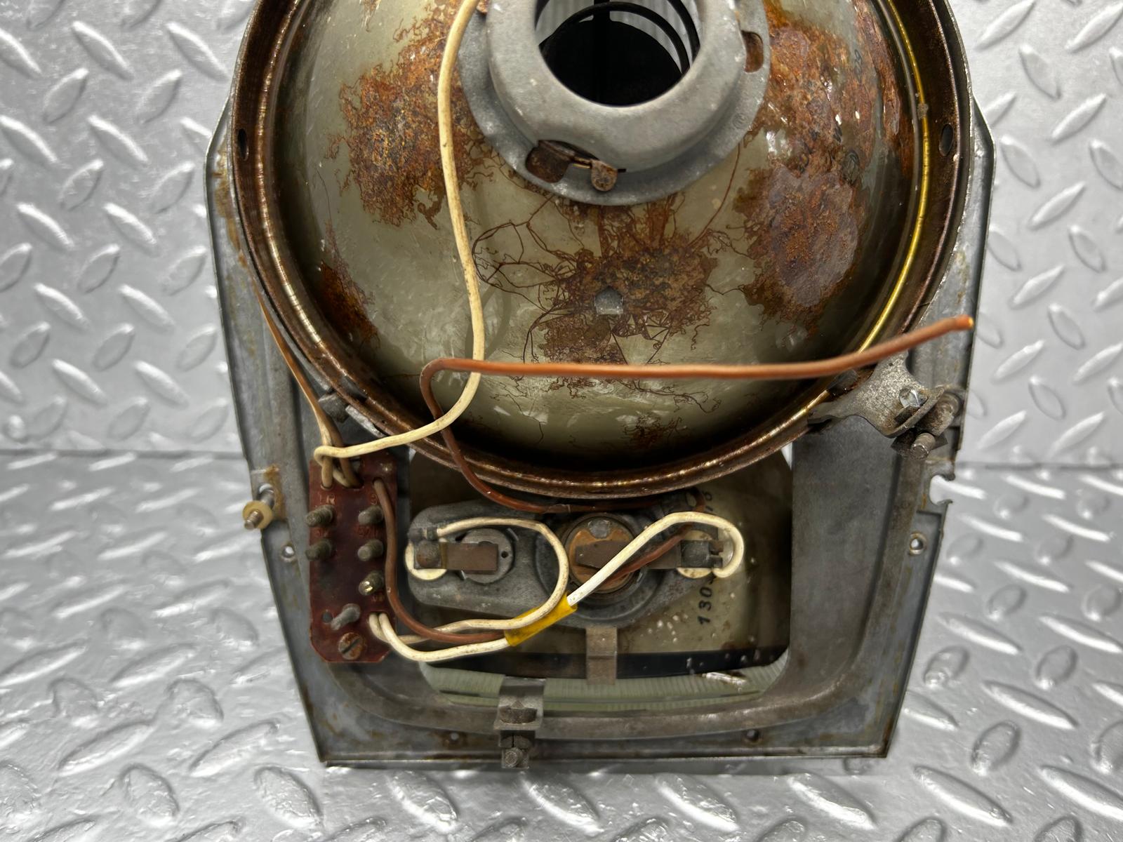 10638 Mercedes-Benz W108 Euro Headlight Bosch 1305320078