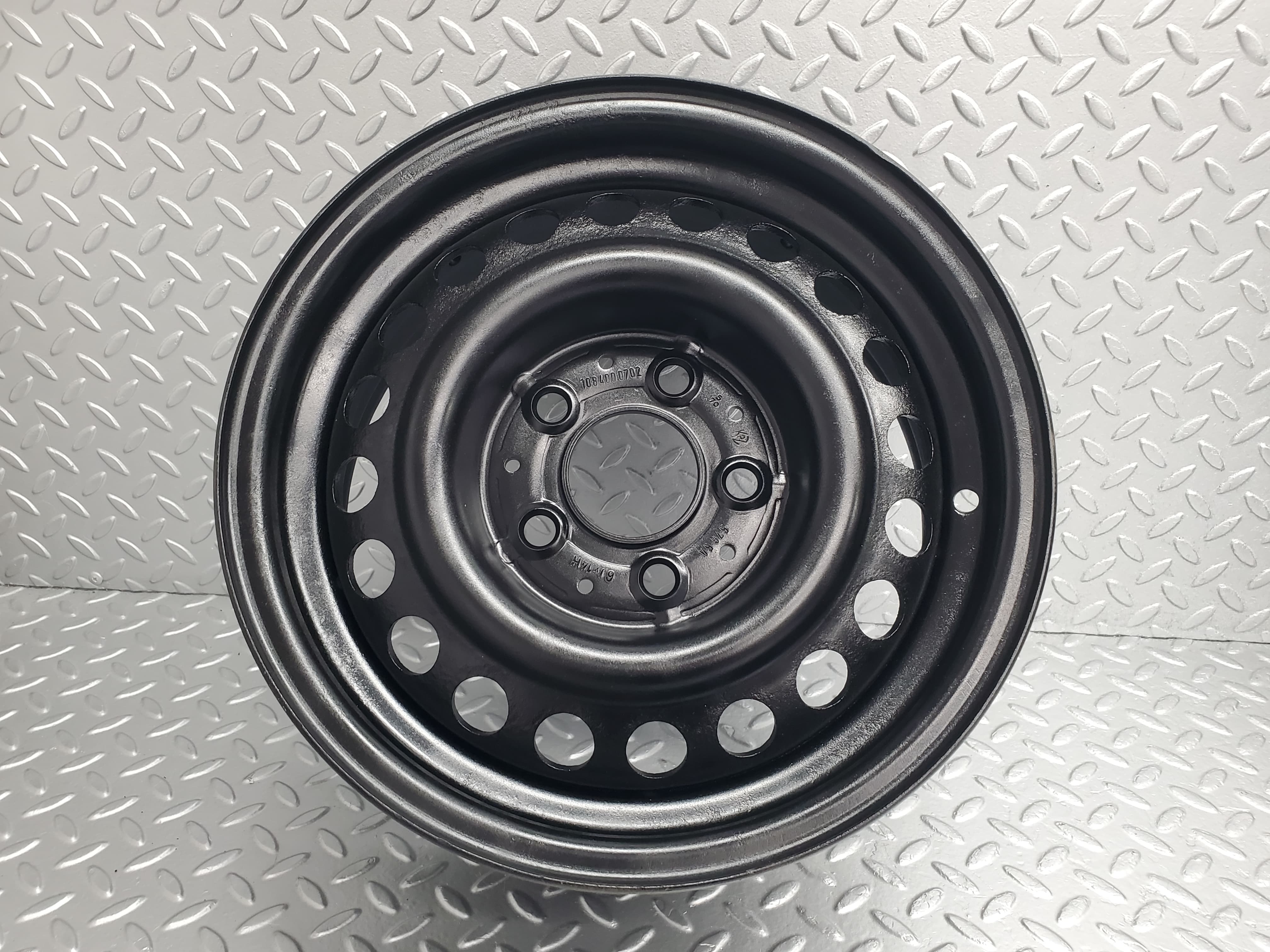 43429 Mercedes-Benz Steel Wheel Set 6Jx14H2 ET30 1084000702