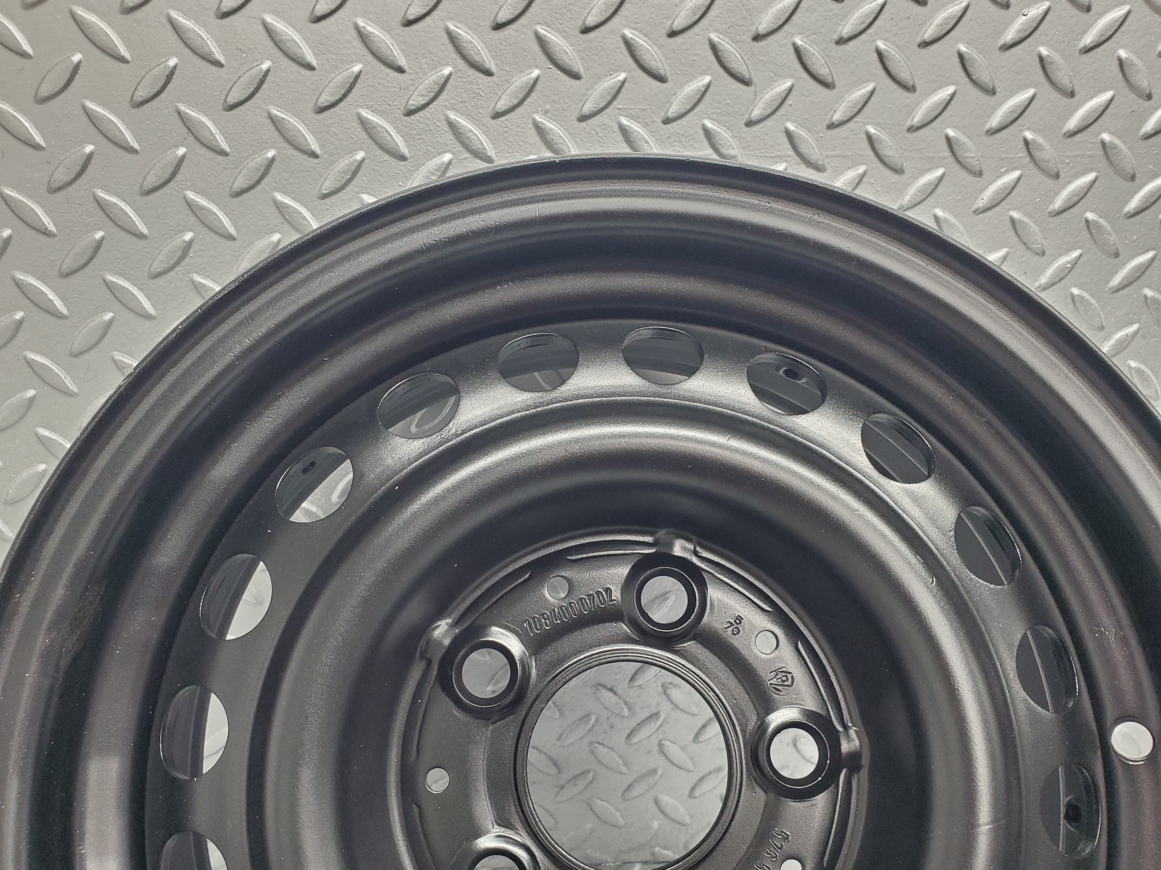 43429 Mercedes-Benz Steel Wheel Set 6Jx14H2 ET30 1084000702