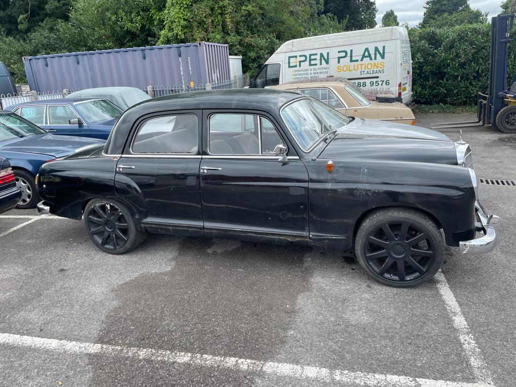 21821 Mercedes-Benz W121 190 Ponton Shell 1961