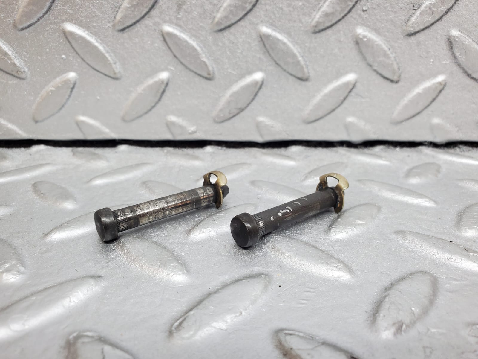 44862 Mercedes-Benz W124 220E Door Safety Check Strap Pin 2x