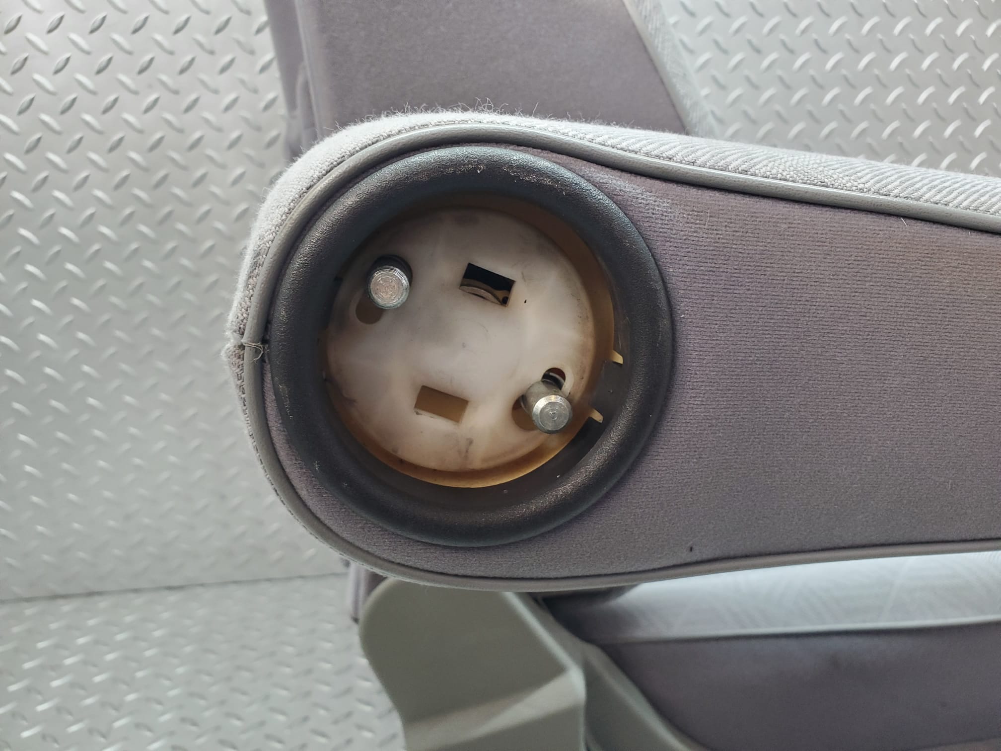 44736 Mercedes-Benz W124 220E Front Left Passenger Side Seat Grey 1249104150