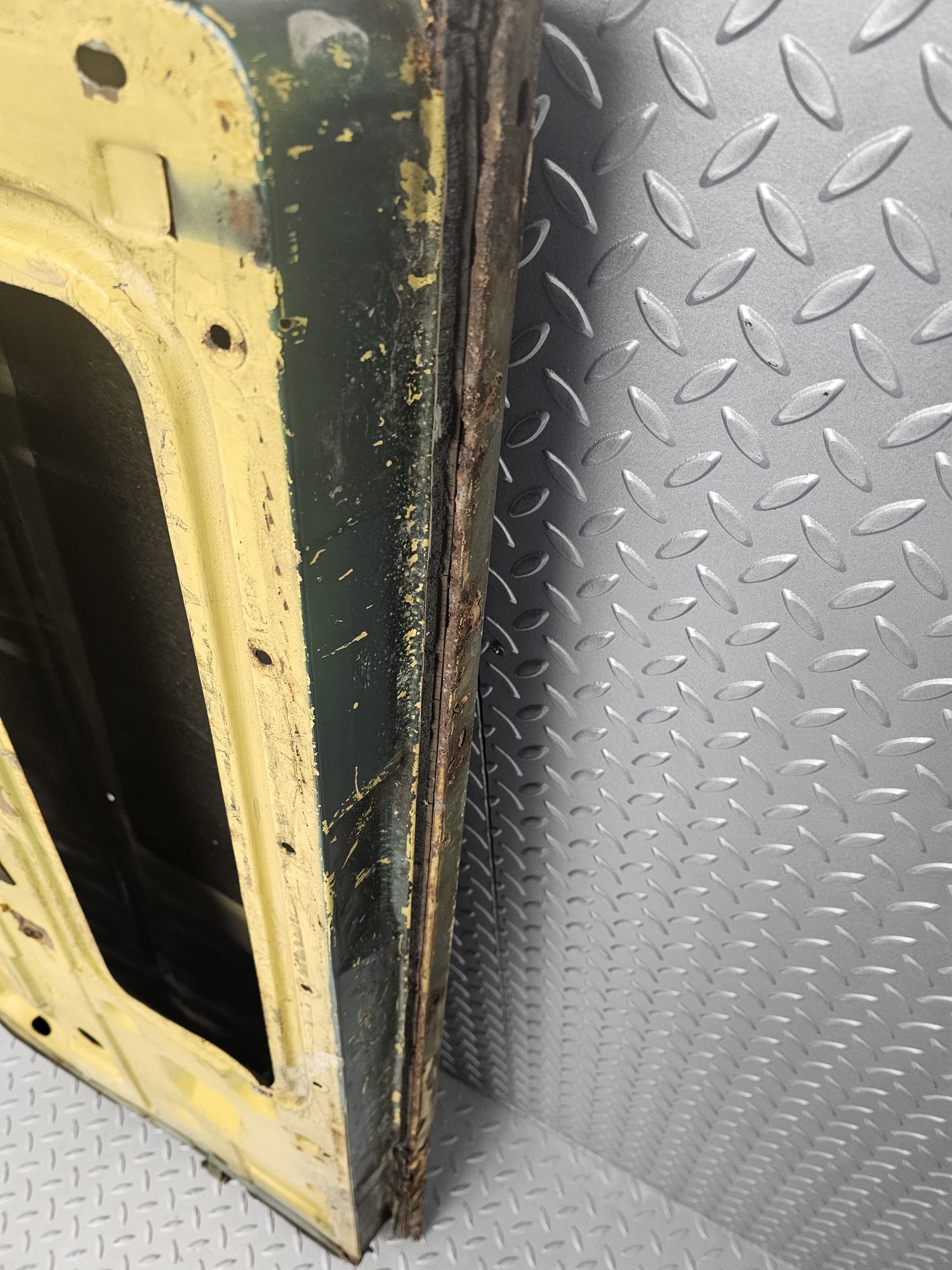 4772 Mercedes-Benz W114 280CE Coupe Right Door