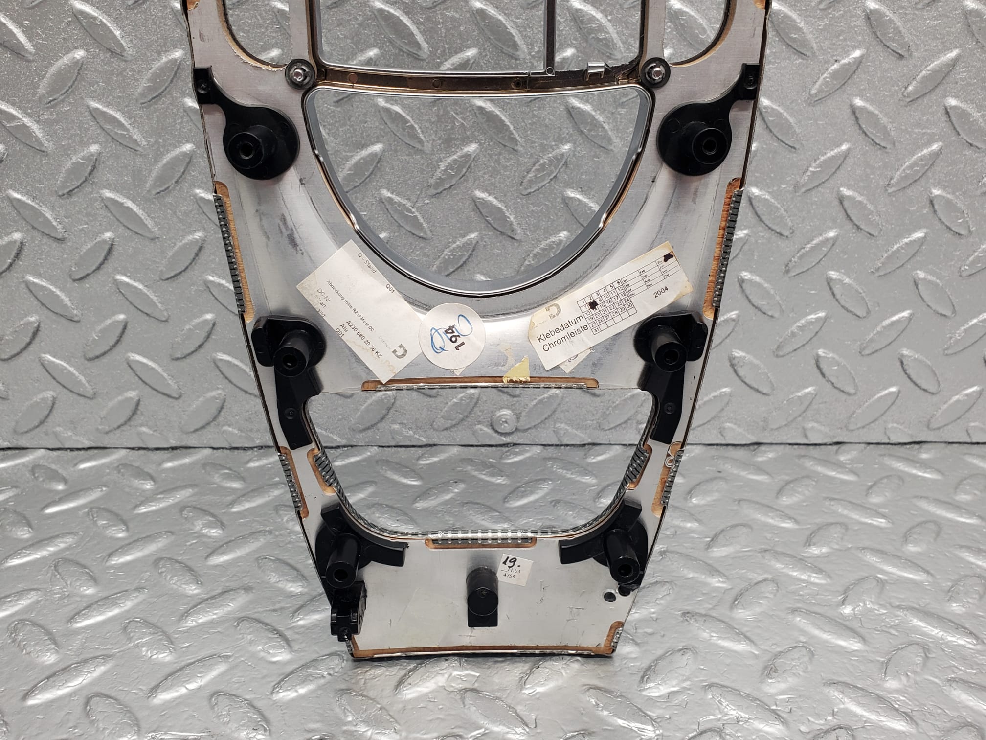 47798 Mercedes-Benz R230 350SL Carbon Fibre Alu Centre Console A2306802036