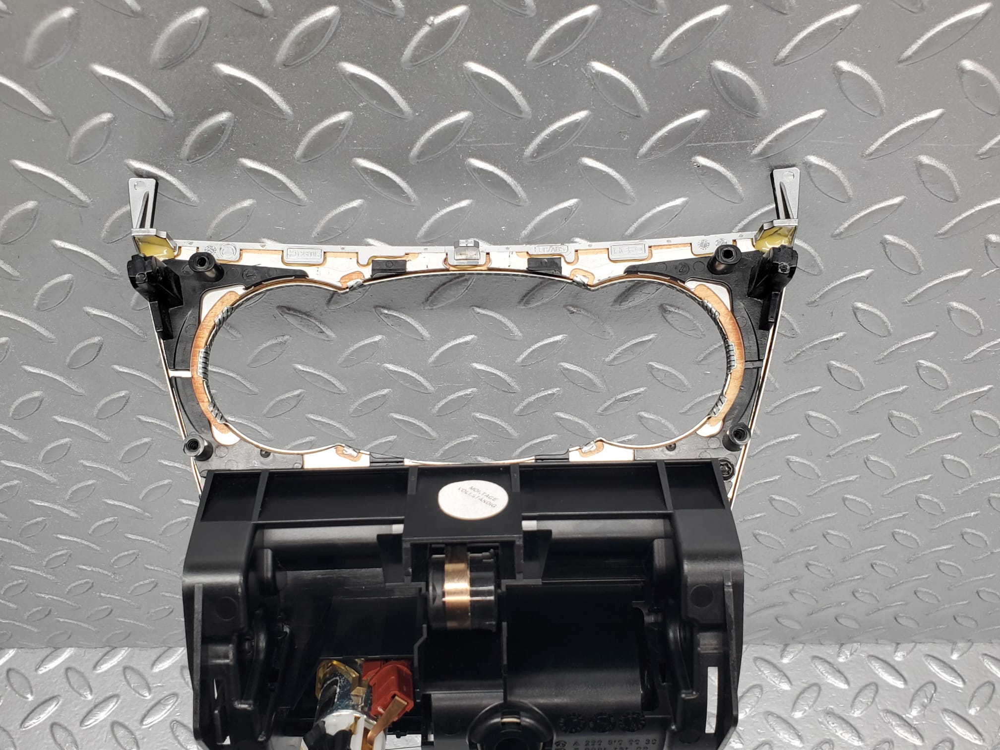 47798 Mercedes-Benz R230 350SL Carbon Fibre Alu Centre Console A2306802036