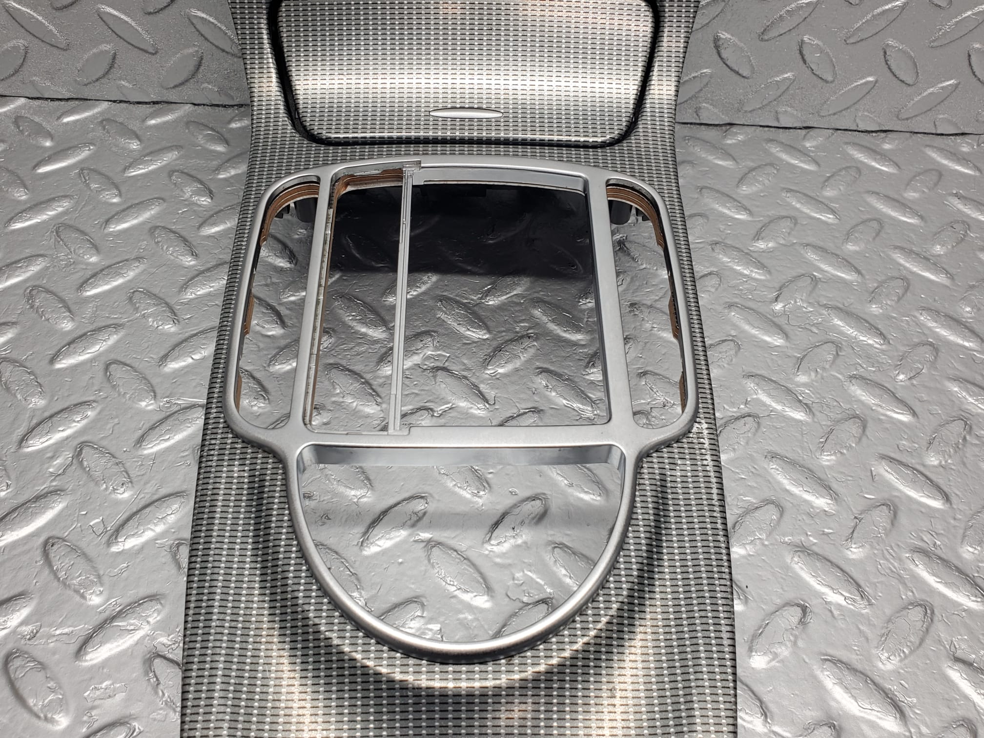 47798 Mercedes-Benz R230 350SL Carbon Fibre Alu Centre Console A2306802036