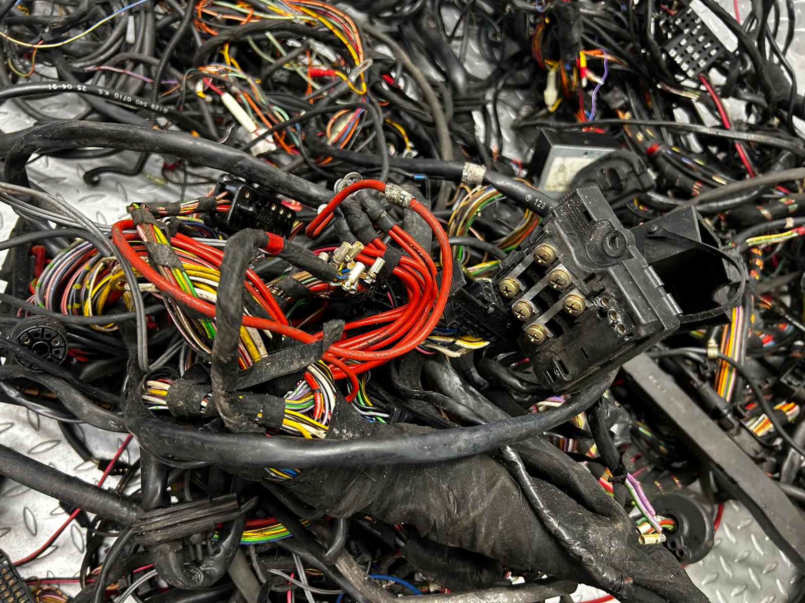 12514 Mercedes-Benz R129 300SL Coupe Engine Chassis Body Wire Wiring Harness