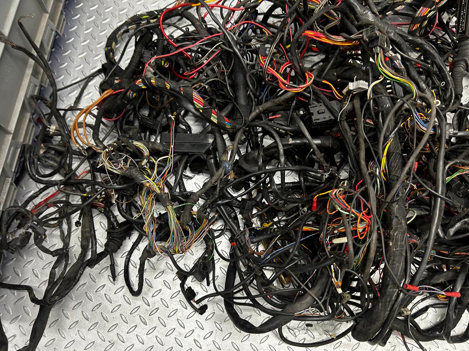 12514 Mercedes-Benz R129 300SL Coupe Engine Chassis Body Wire Wiring Harness