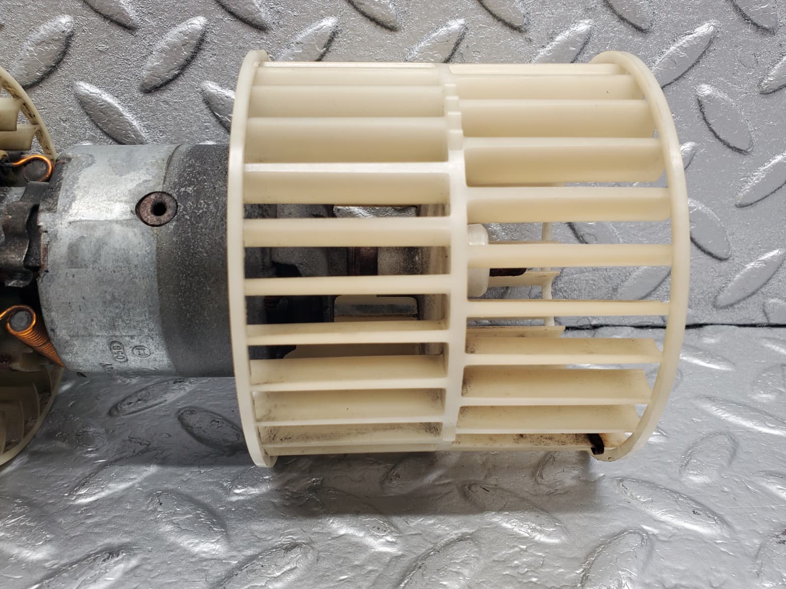 50097 Mercedes-Benz R107 380SL Heater Blower Motor Bosch 0130063022