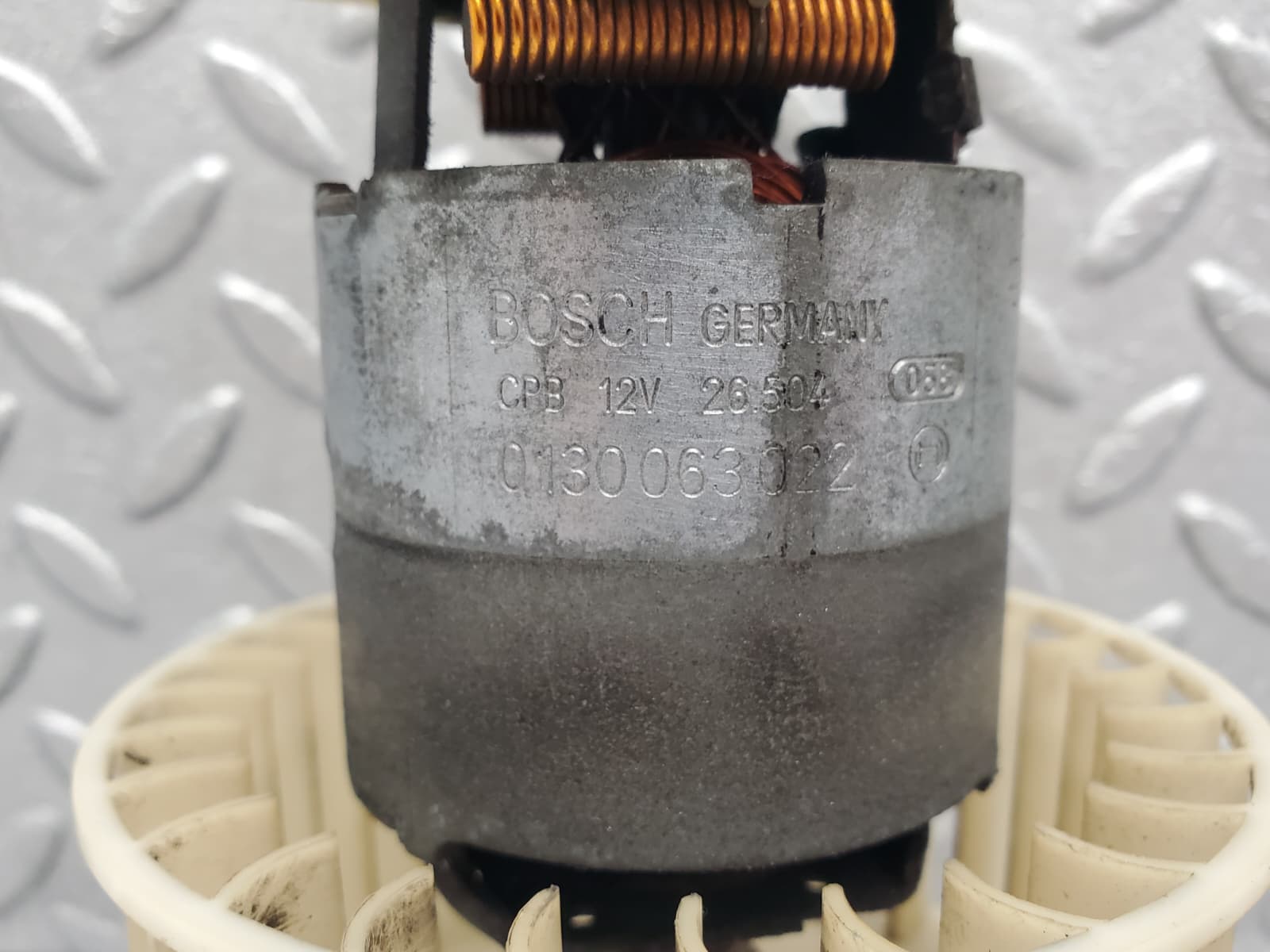 50097 Mercedes-Benz R107 380SL Heater Blower Motor Bosch 0130063022