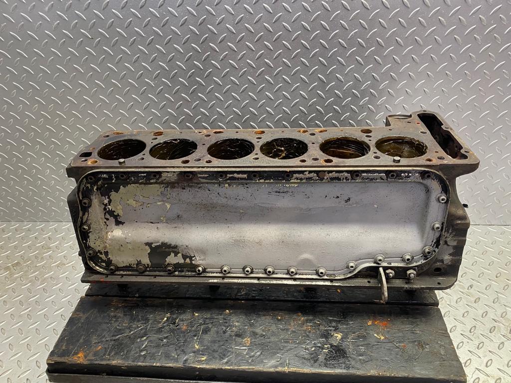 1770 Mercedes-Benz W105 219 PONTON Engine Block M180.921