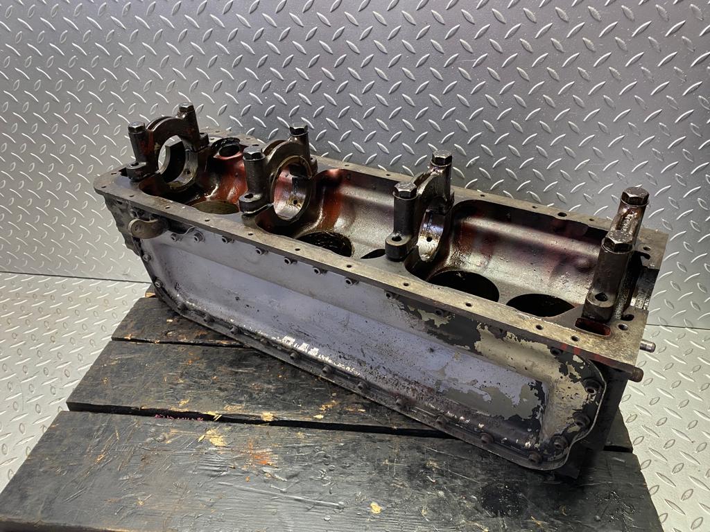 1770 Mercedes-Benz W105 219 PONTON Engine Block M180.921