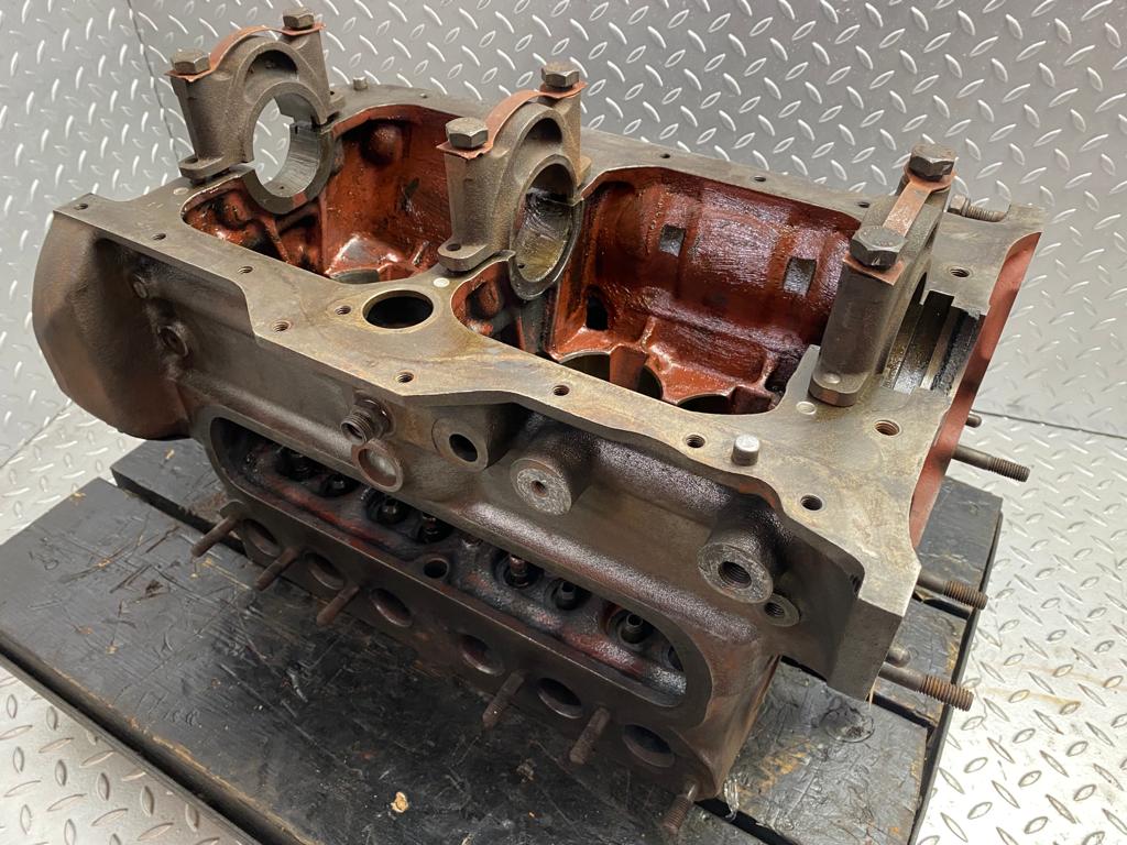 18557 Mercedes-Benz W136 170V Engine Block 1810110601 M136.925