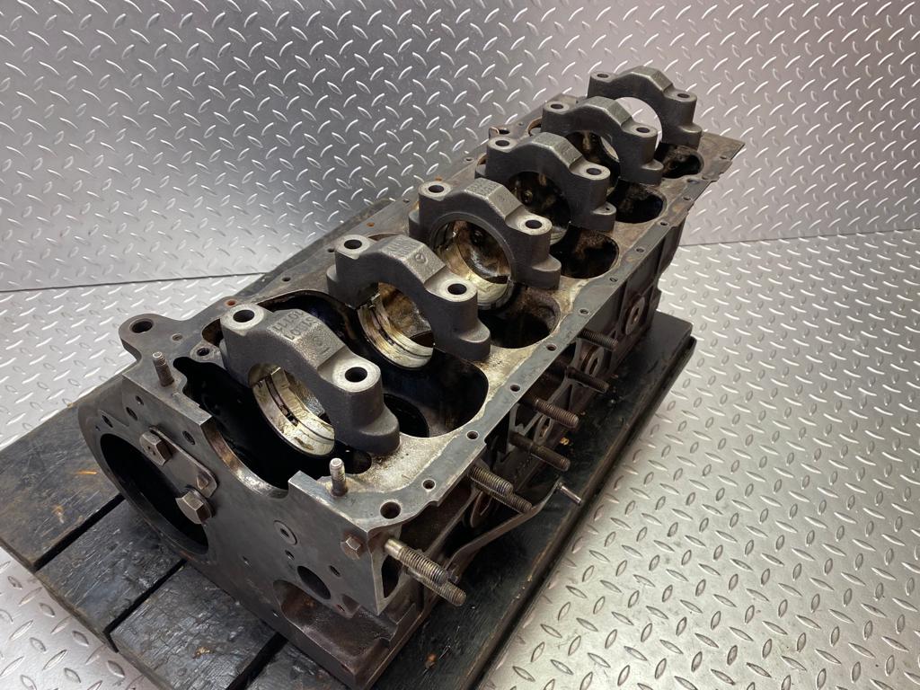 19282 Mercedes-Benz W123 300D Engine Block OM617.912 6170110201