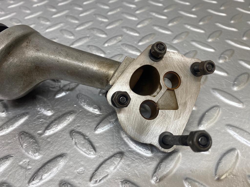 23850 Mercedes-Benz C107 450SLC Coupe Oil Pump 1161800555