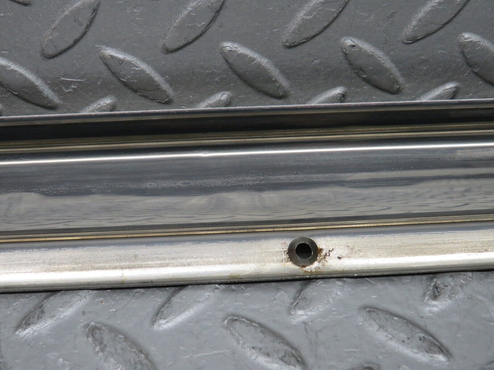 37370 Mercedes-Benz W109 300SEL Rear Right Door Sill Chrome