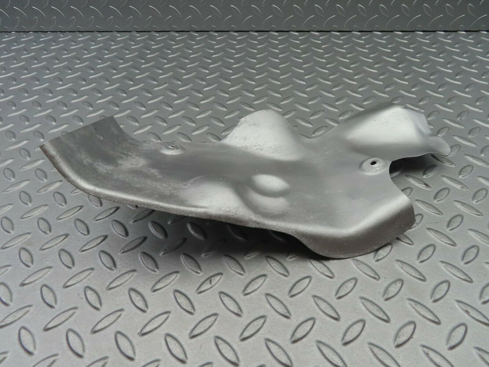 5925 Mercedes-Benz W123 200 Exhaust Heat Shield