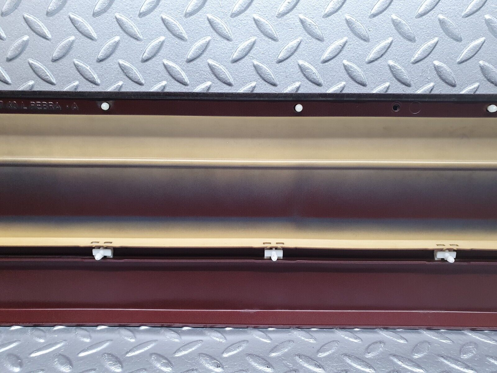 40911 Mercedes-Benz W126 300SE Front Left Door Moulding Trim 1266903740