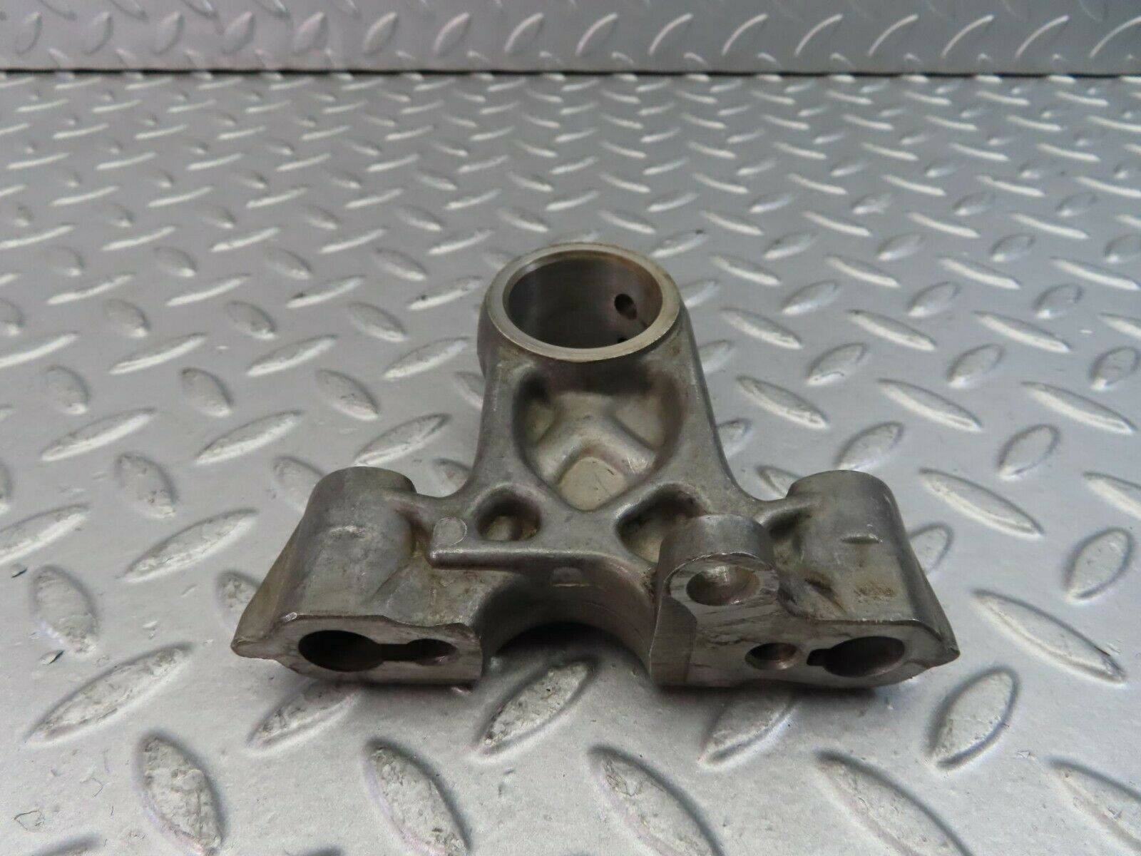 9108 Mercedes-Benz W108 Camshaft Tower Bearing 1800515110