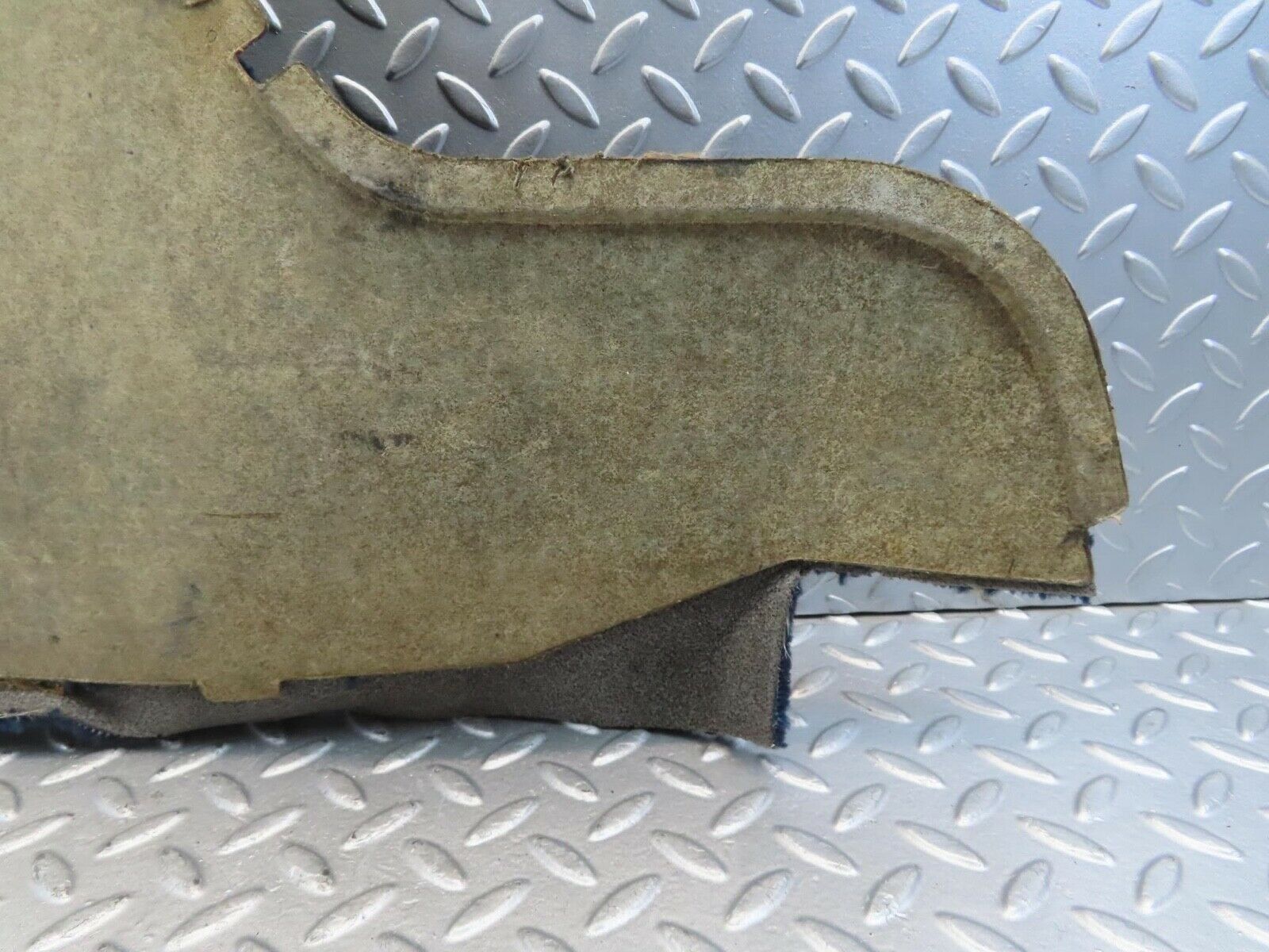 11601 Mercedes-Benz C123 230CE Coupe Centre Console Carpet Blue Right Side