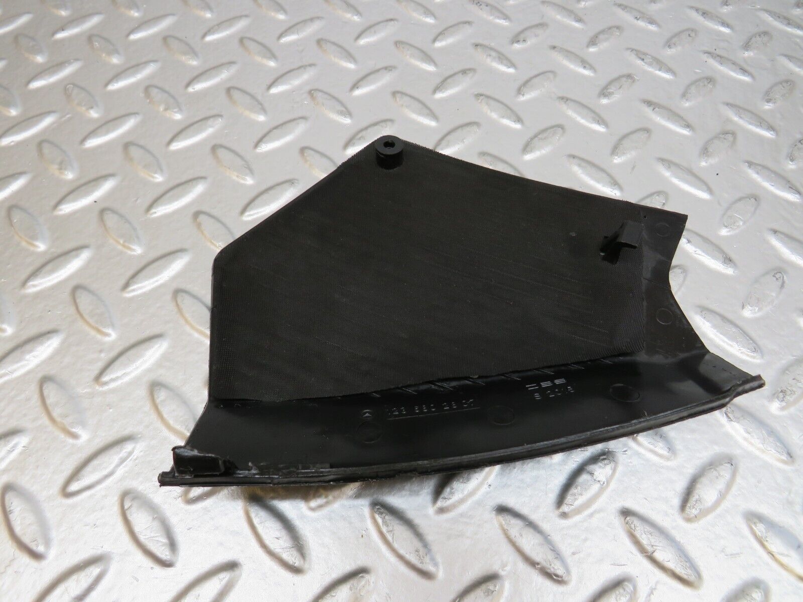 25408 Mercedes-Benz W123 200 Front Right Speaker Cover 1236802807